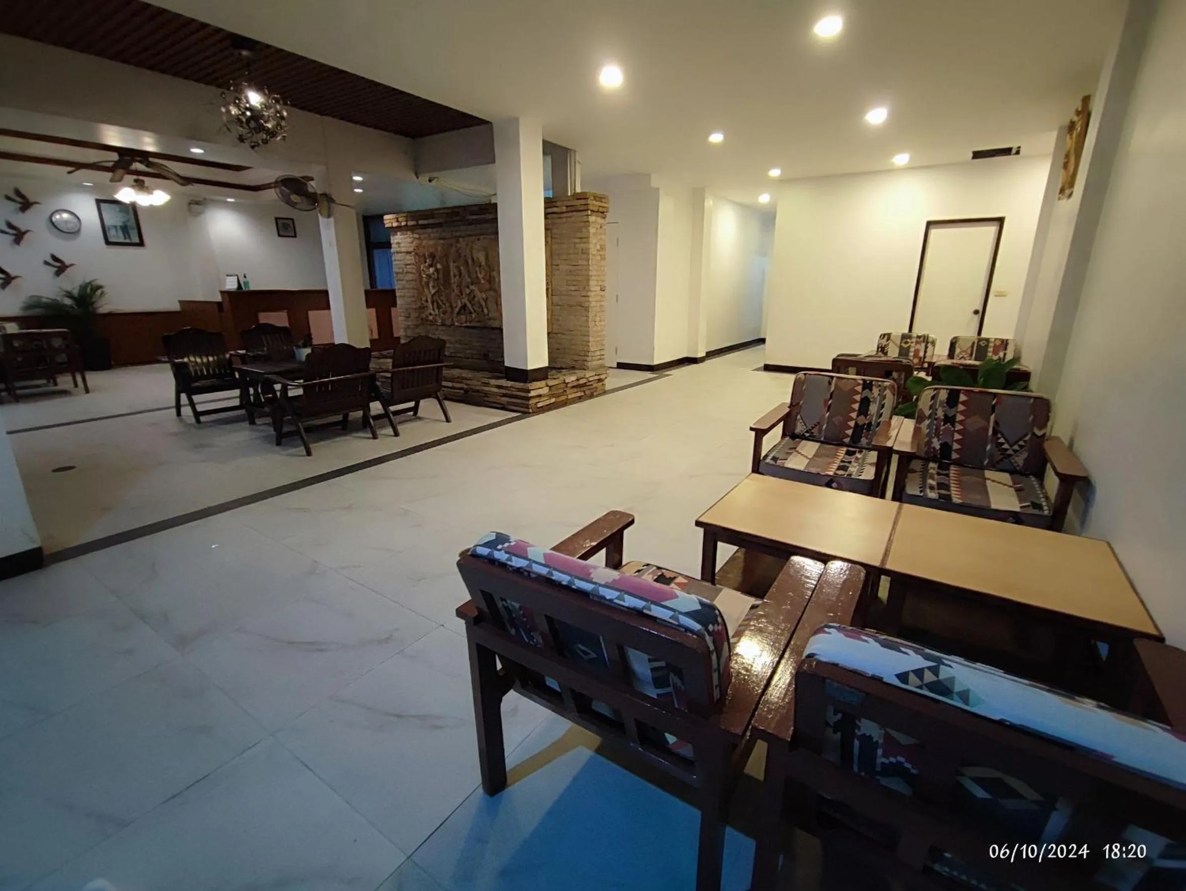 Living room in Smile Court Pattaya by Mike Group