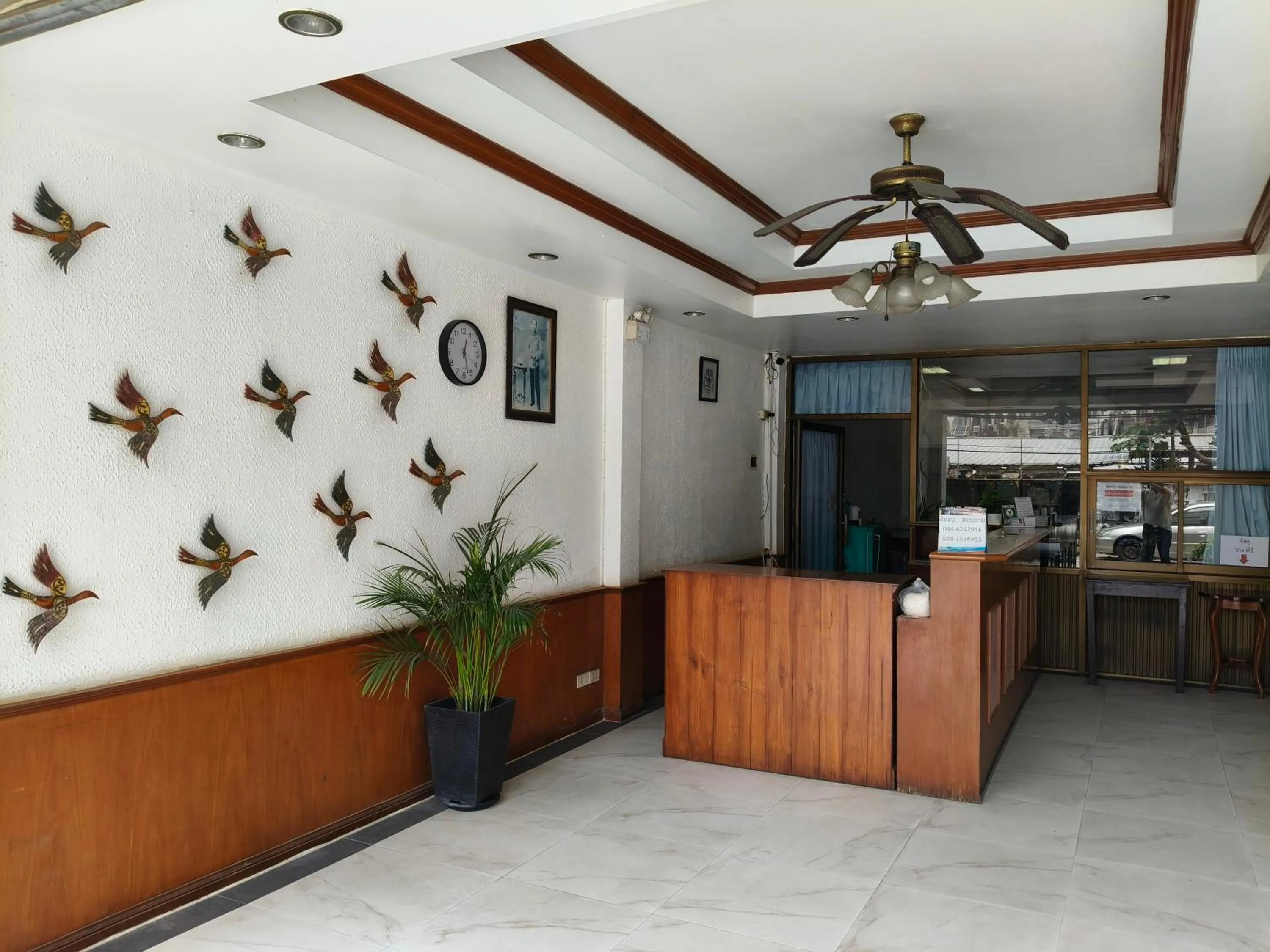 Lobby or reception in Smile Court Pattaya by Mike Group