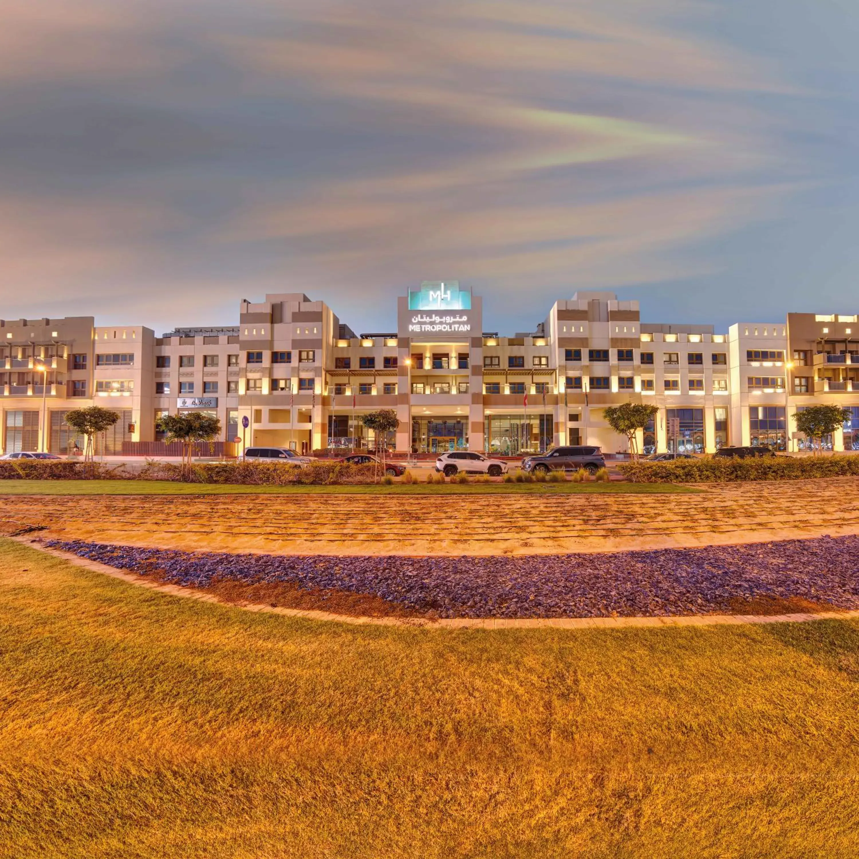 Facade/entrance in Metropolitan Hotel Dubai Facade/entrance in Metropolitan Hotel Dubai