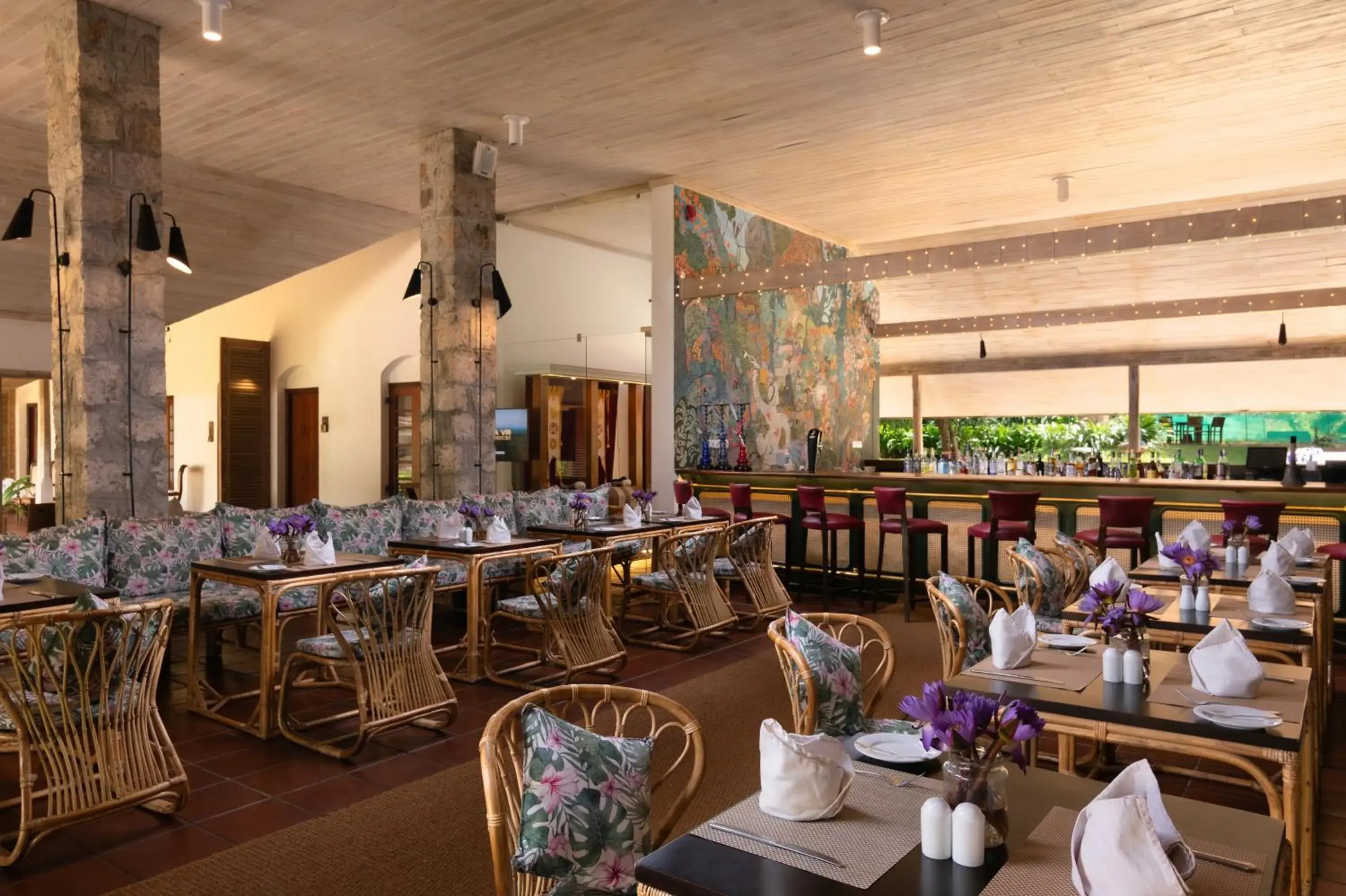 Restaurant/places to eat in EKHO Sigiriya - 700 meters to Sigiriya Rock Restaurant/places to eat in EKHO Sigiriya - 700 meters to Sigiriya Rock