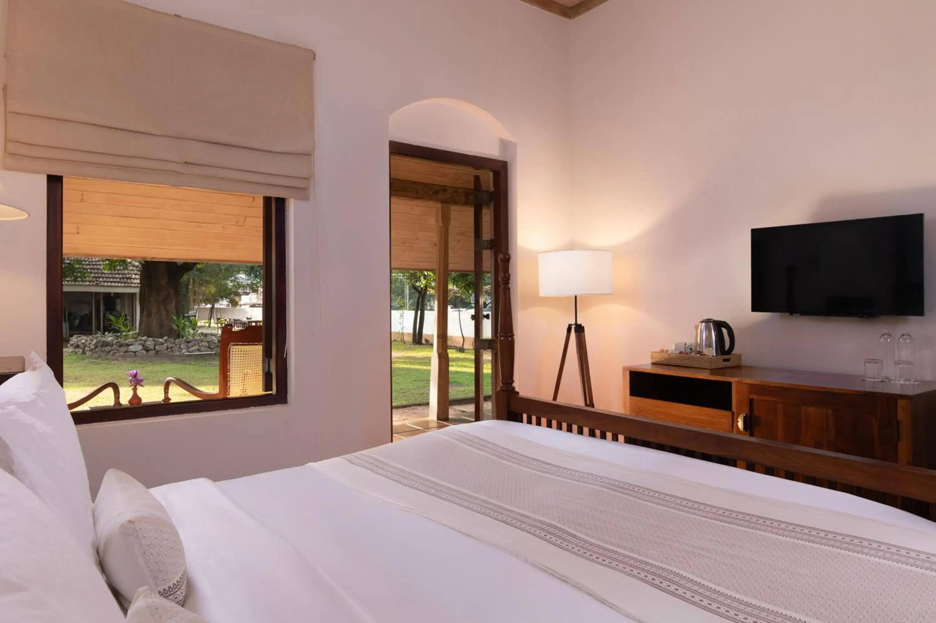 Photo of the whole room, Bed in EKHO Sigiriya - 700 meters to Sigiriya Rock Photo of the whole room, Bed in EKHO Sigiriya - 700 meters to Sigiriya Rock