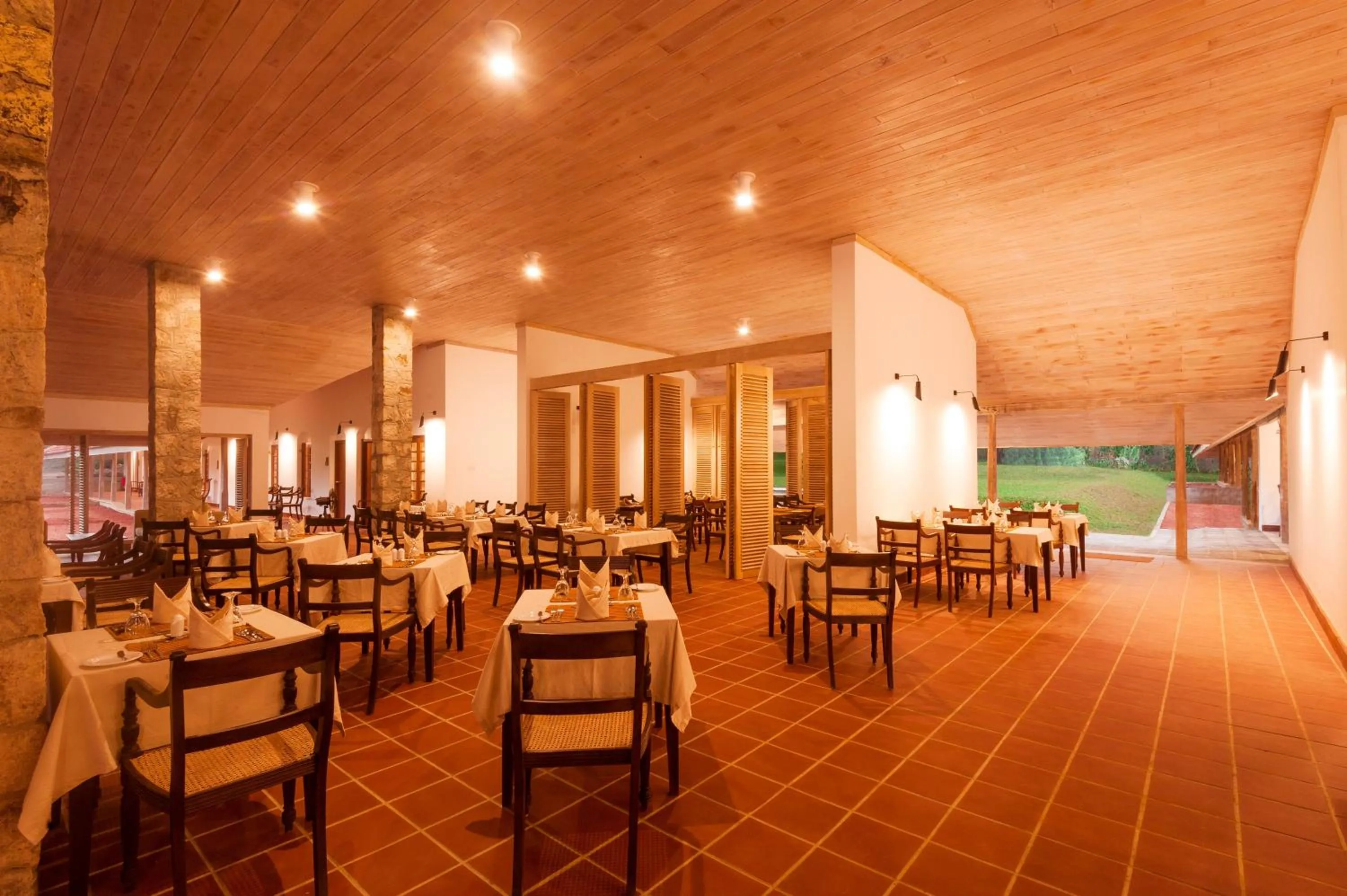 Restaurant/places to eat in EKHO Sigiriya - 700 meters to Sigiriya Rock