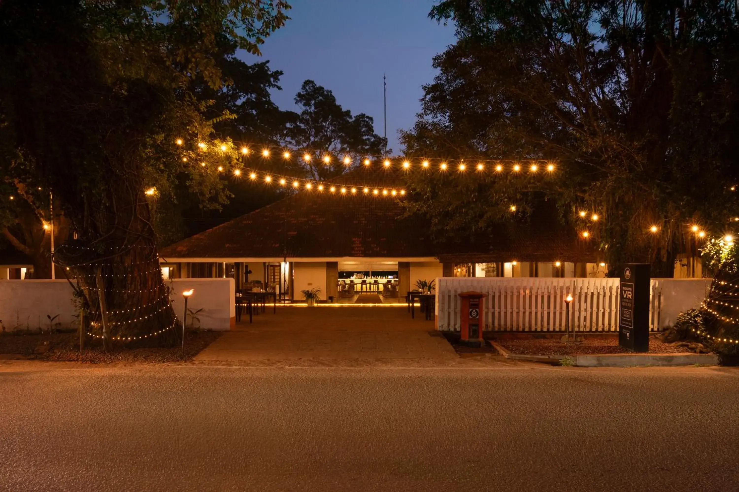 Property building in EKHO Sigiriya - 700 meters to Sigiriya Rock Property building in EKHO Sigiriya - 700 meters to Sigiriya Rock