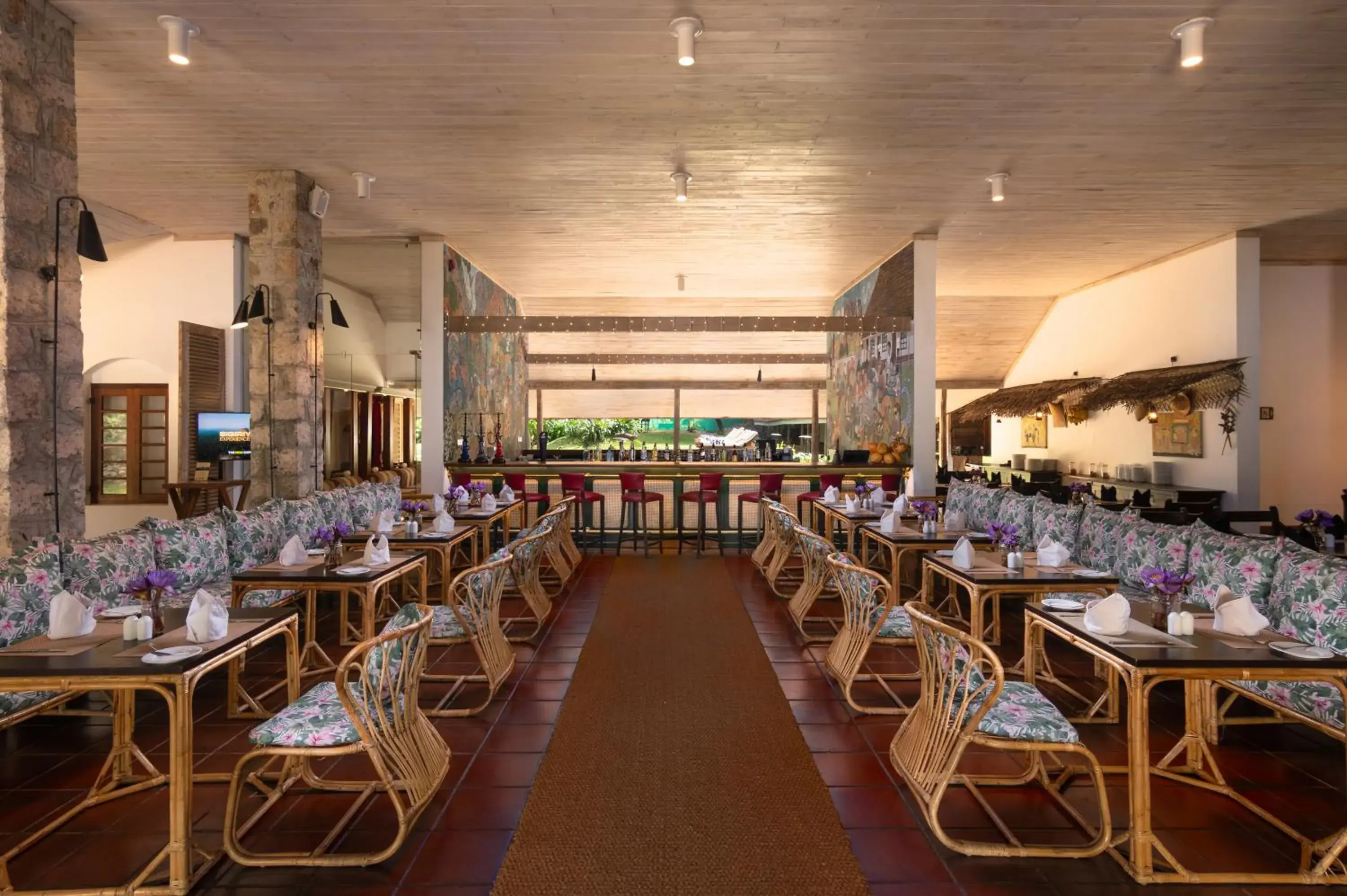 Restaurant/places to eat in EKHO Sigiriya - 700 meters to Sigiriya Rock Restaurant/places to eat in EKHO Sigiriya - 700 meters to Sigiriya Rock