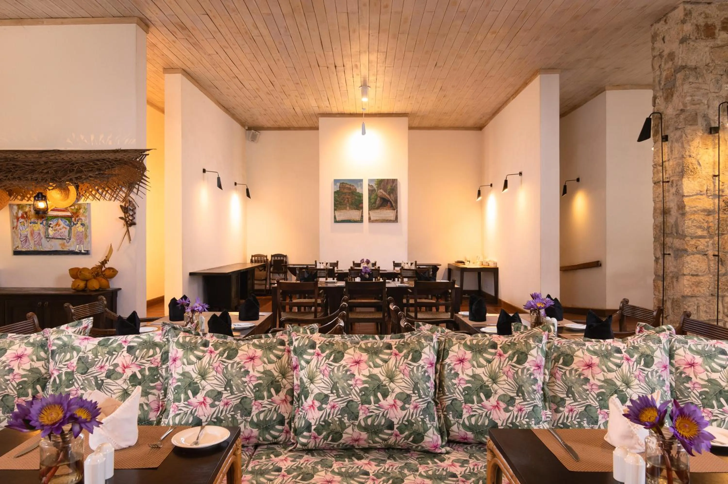 Living room in EKHO Sigiriya - 700 meters to Sigiriya Rock