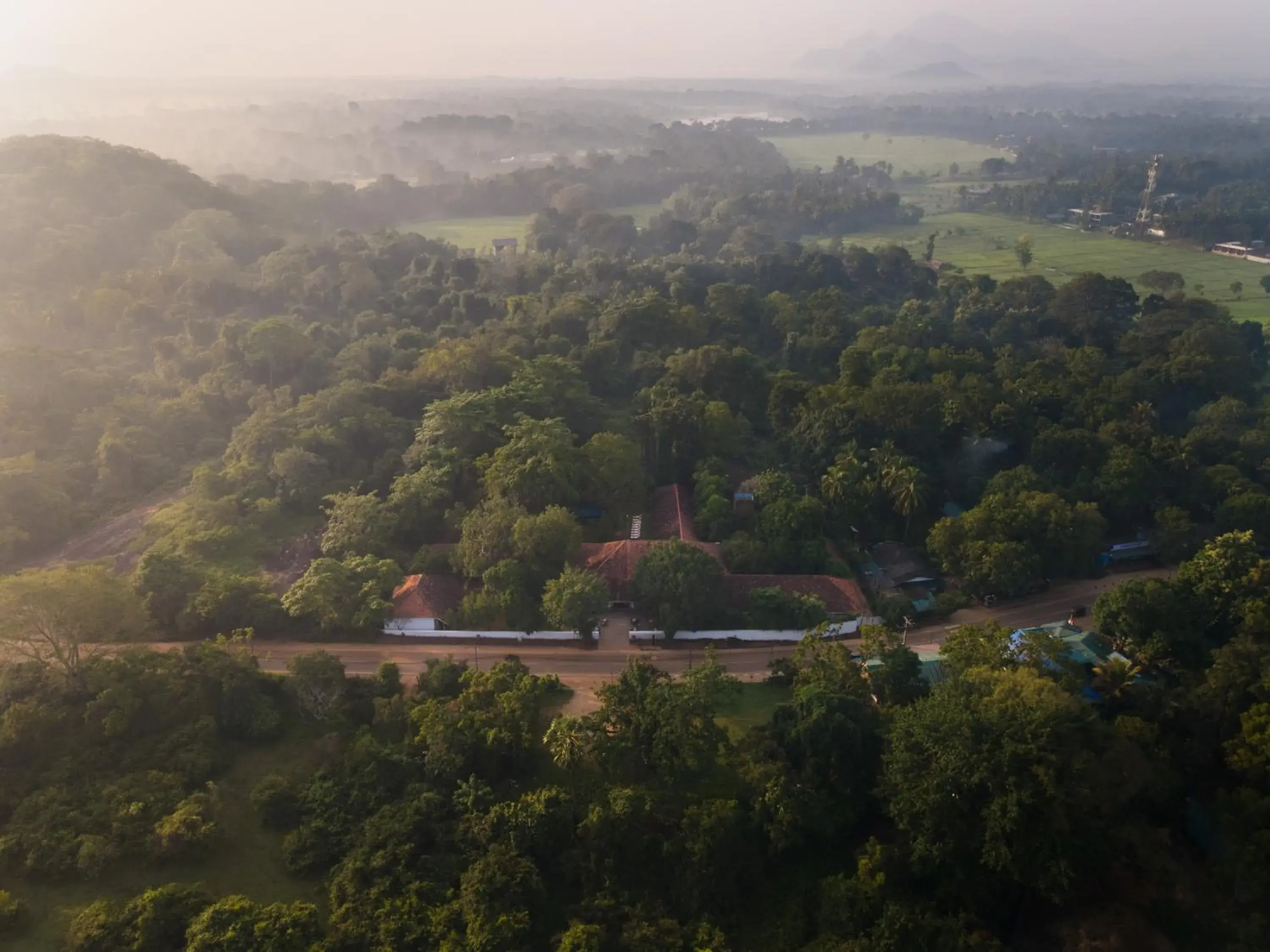 Bird's eye view in EKHO Sigiriya - 700 meters to Sigiriya Rock Bird's eye view in EKHO Sigiriya - 700 meters to Sigiriya Rock