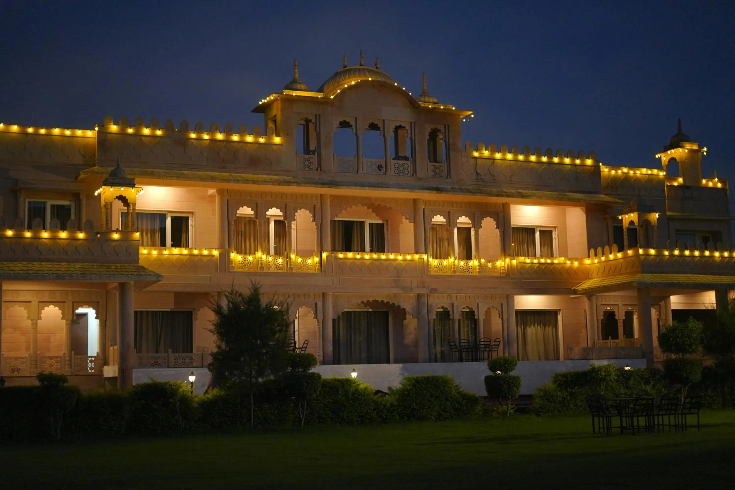 Facade/entrance in Dhawala Resort By Aamod