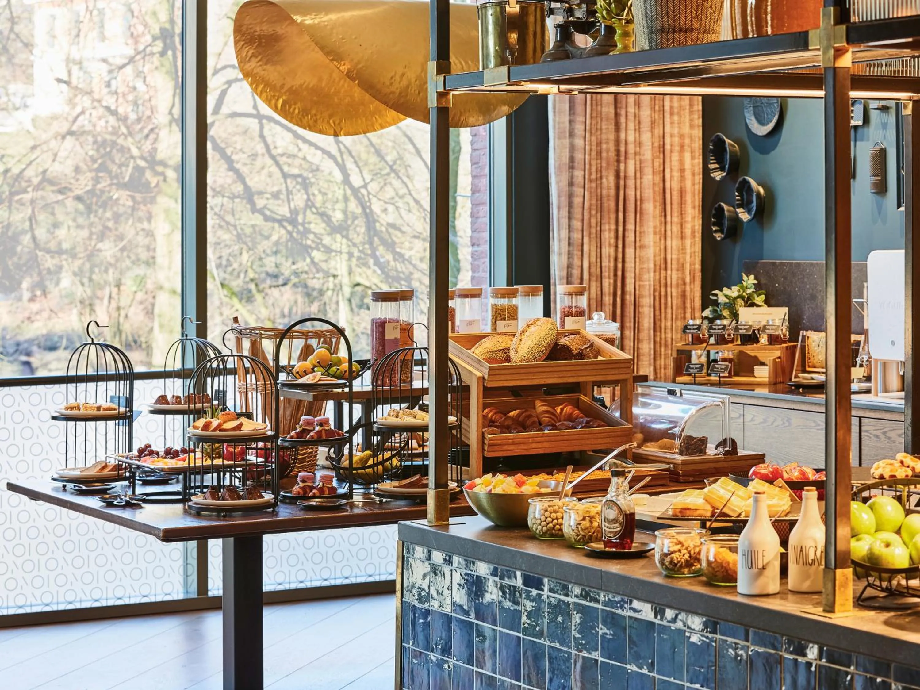 Restaurant/places to eat in Sofitel Brussels Europe