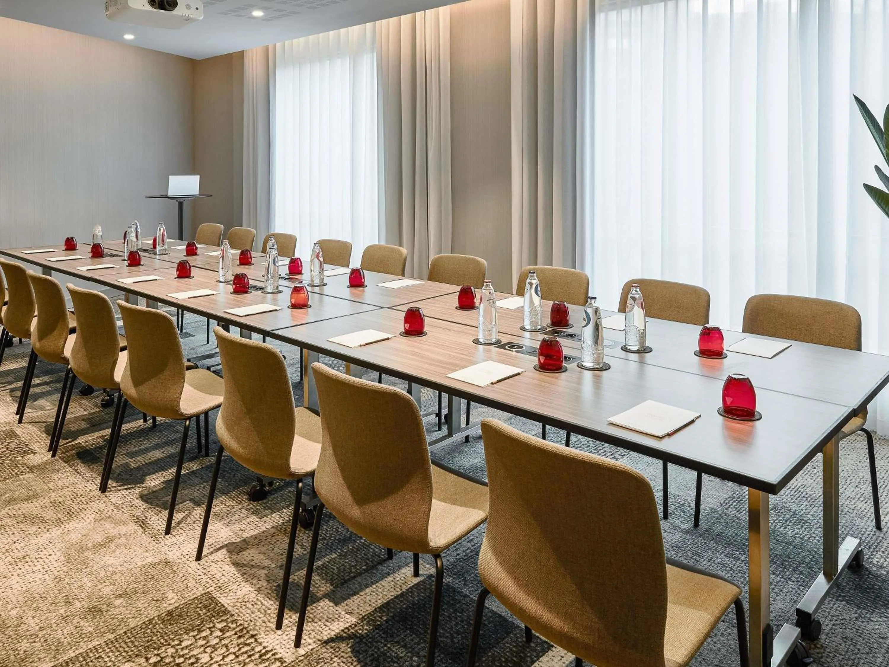 Meeting/conference room in Sofitel Brussels Europe