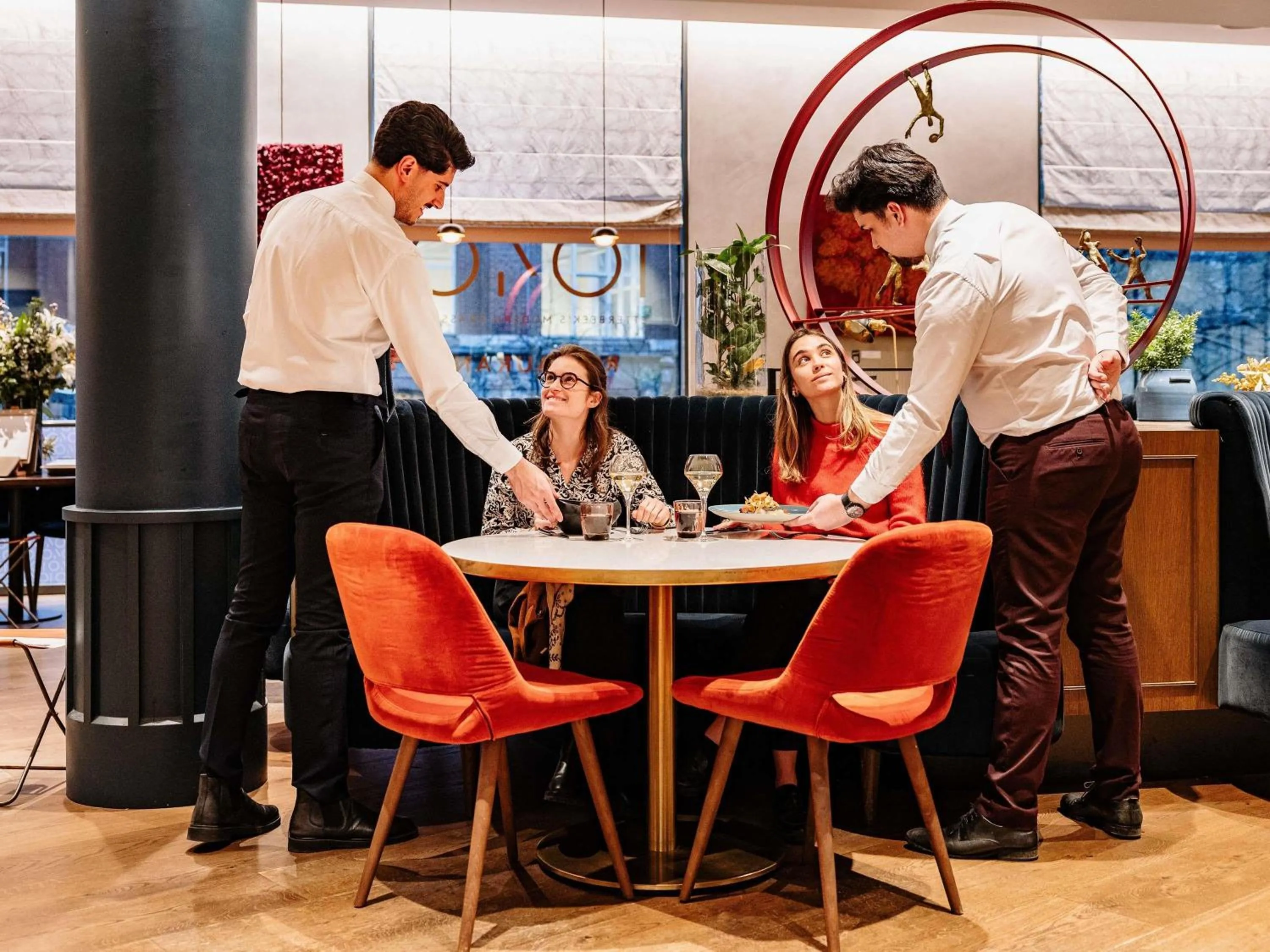 Restaurant/places to eat in Sofitel Brussels Europe