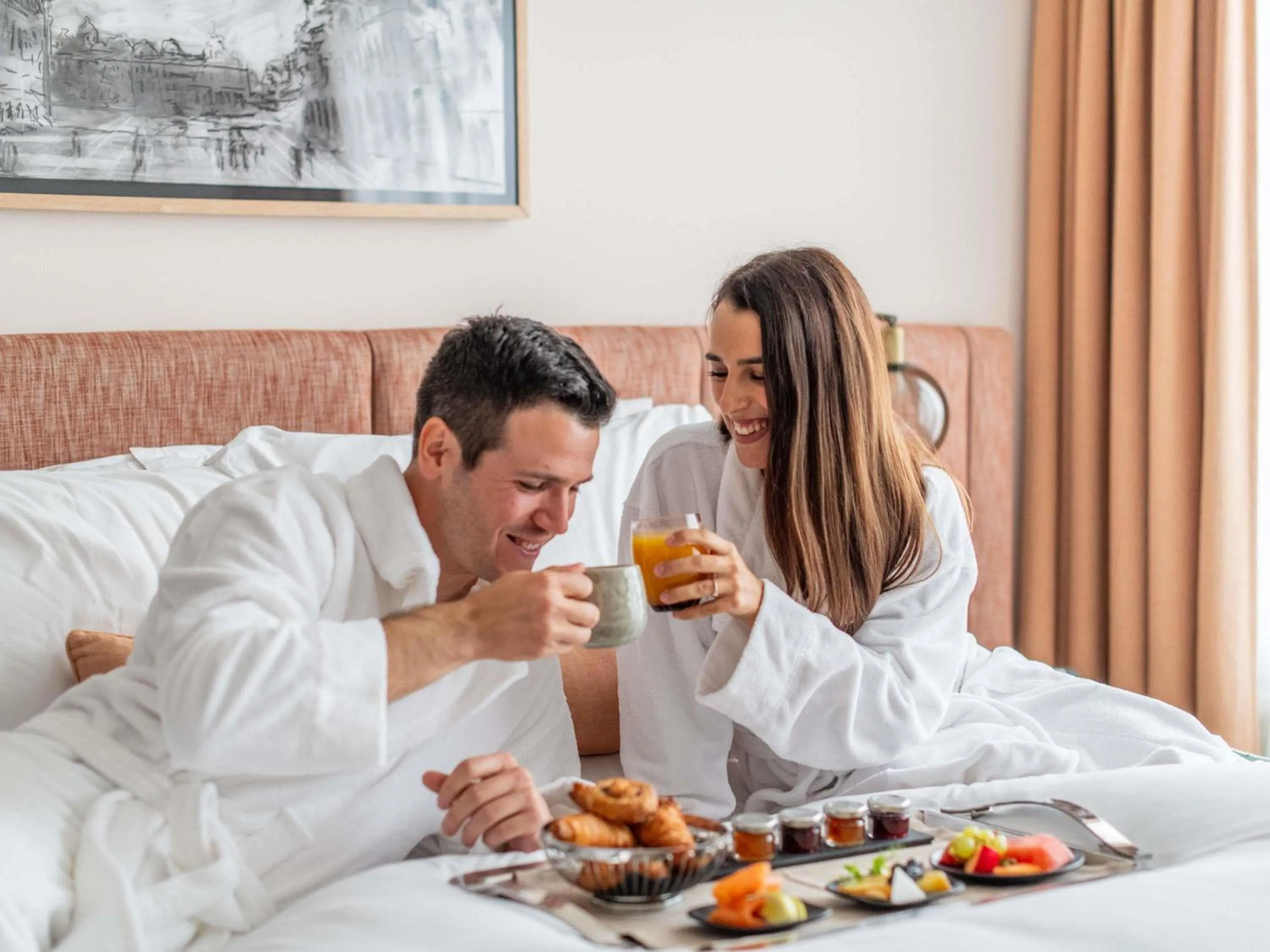 Breakfast, Bed in Sofitel Brussels Europe