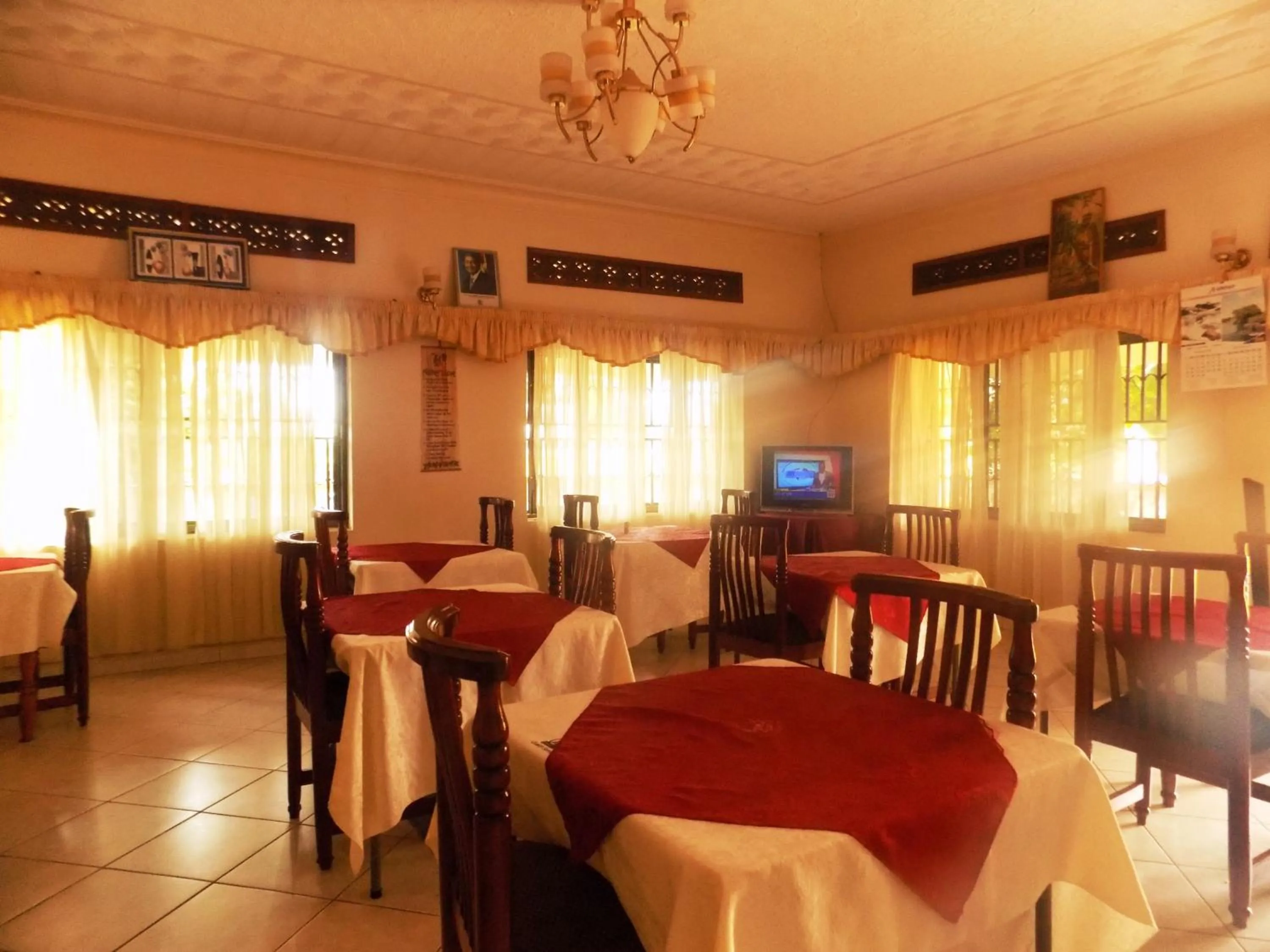 Restaurant/places to eat in Rhino Motel Mbarara