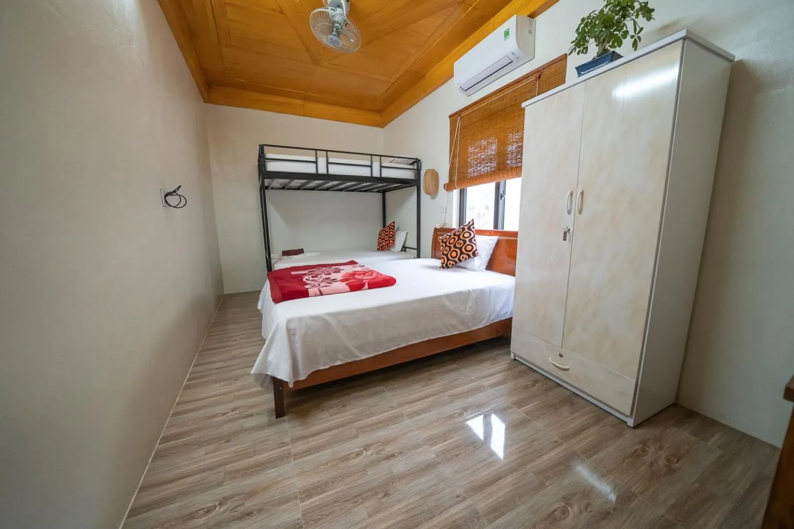 Bed in Phong Nha Homestay