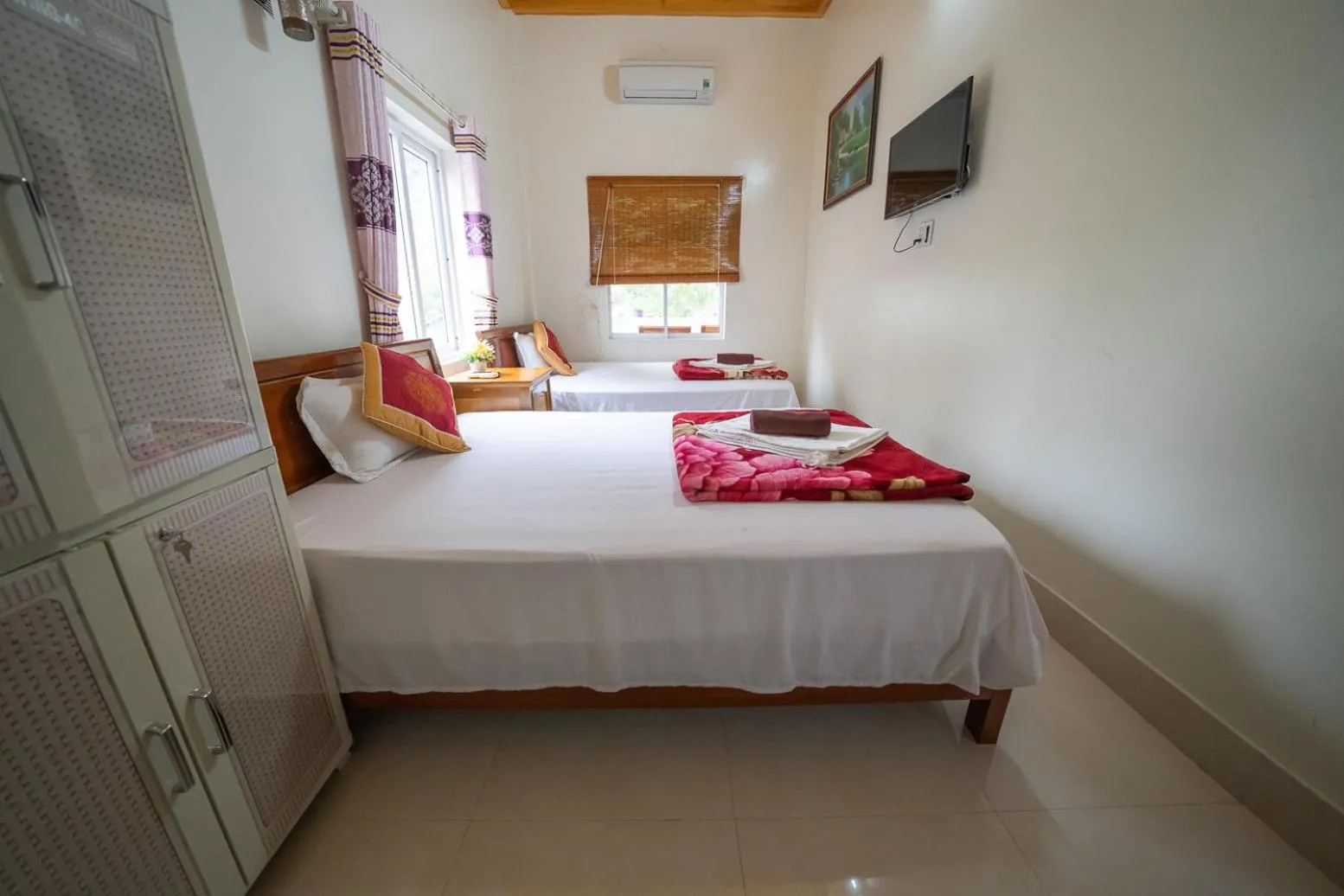 Bed in Phong Nha Homestay