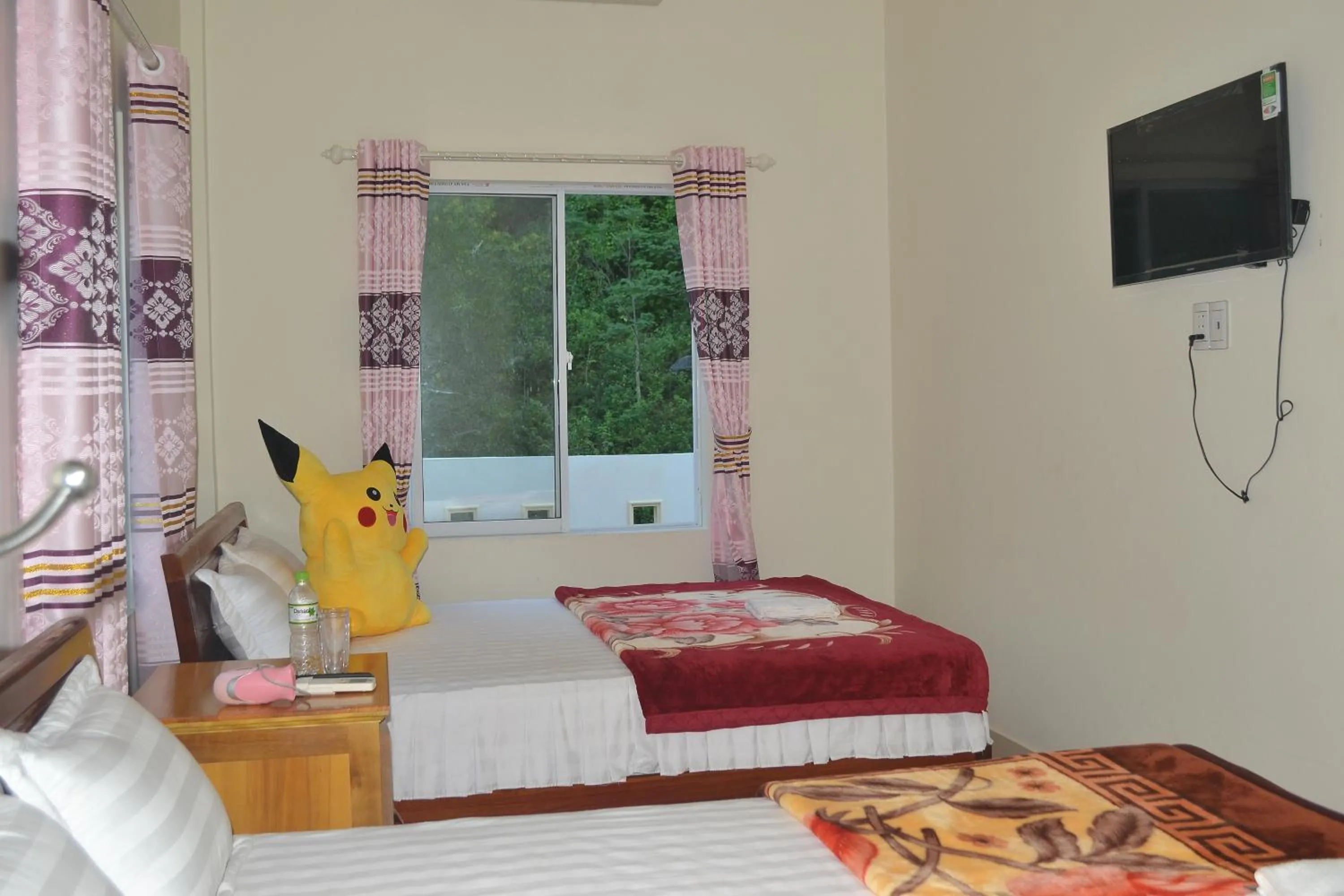 Bed in Phong Nha Homestay