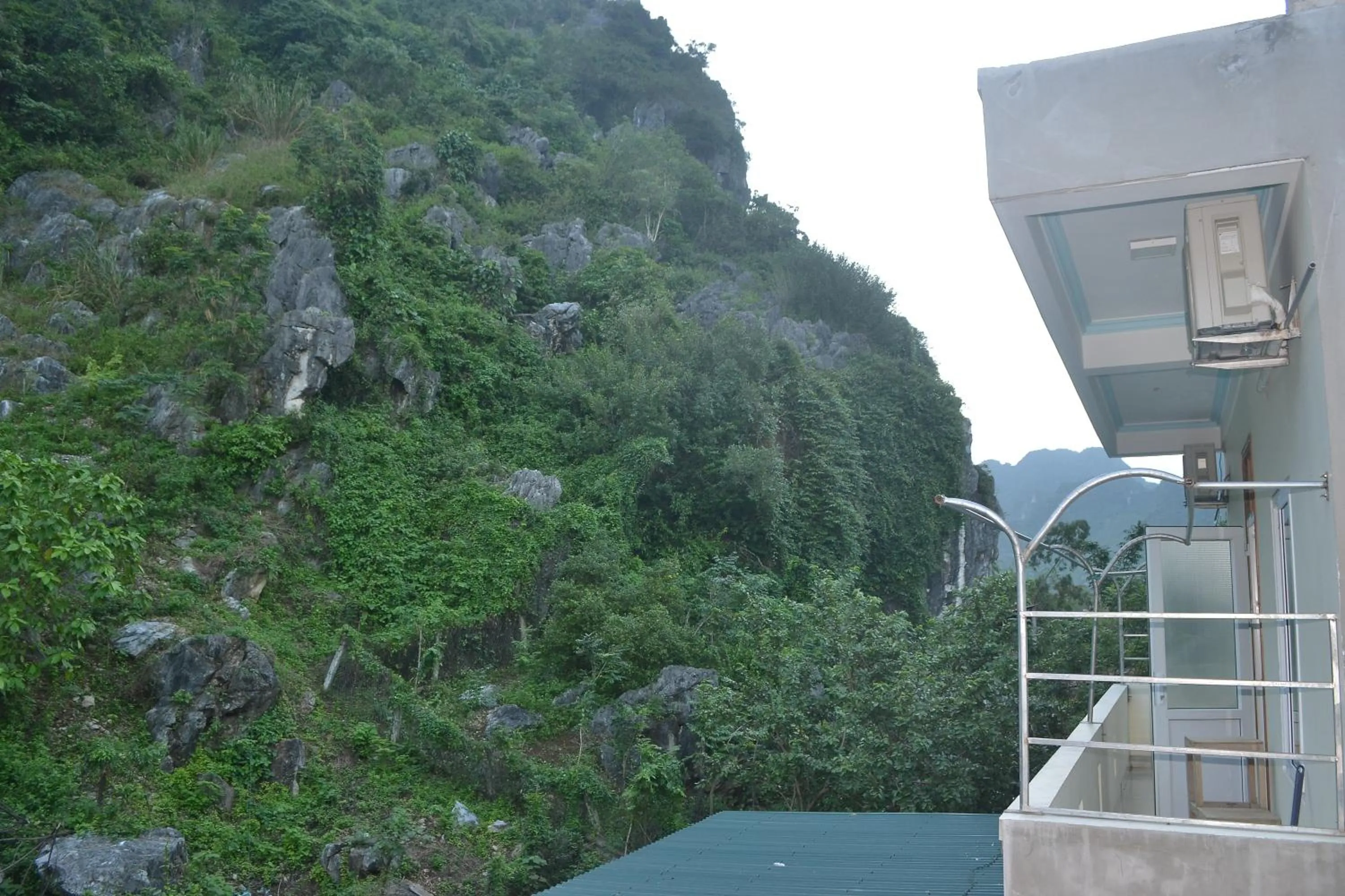 Mountain view in Phong Nha Homestay
