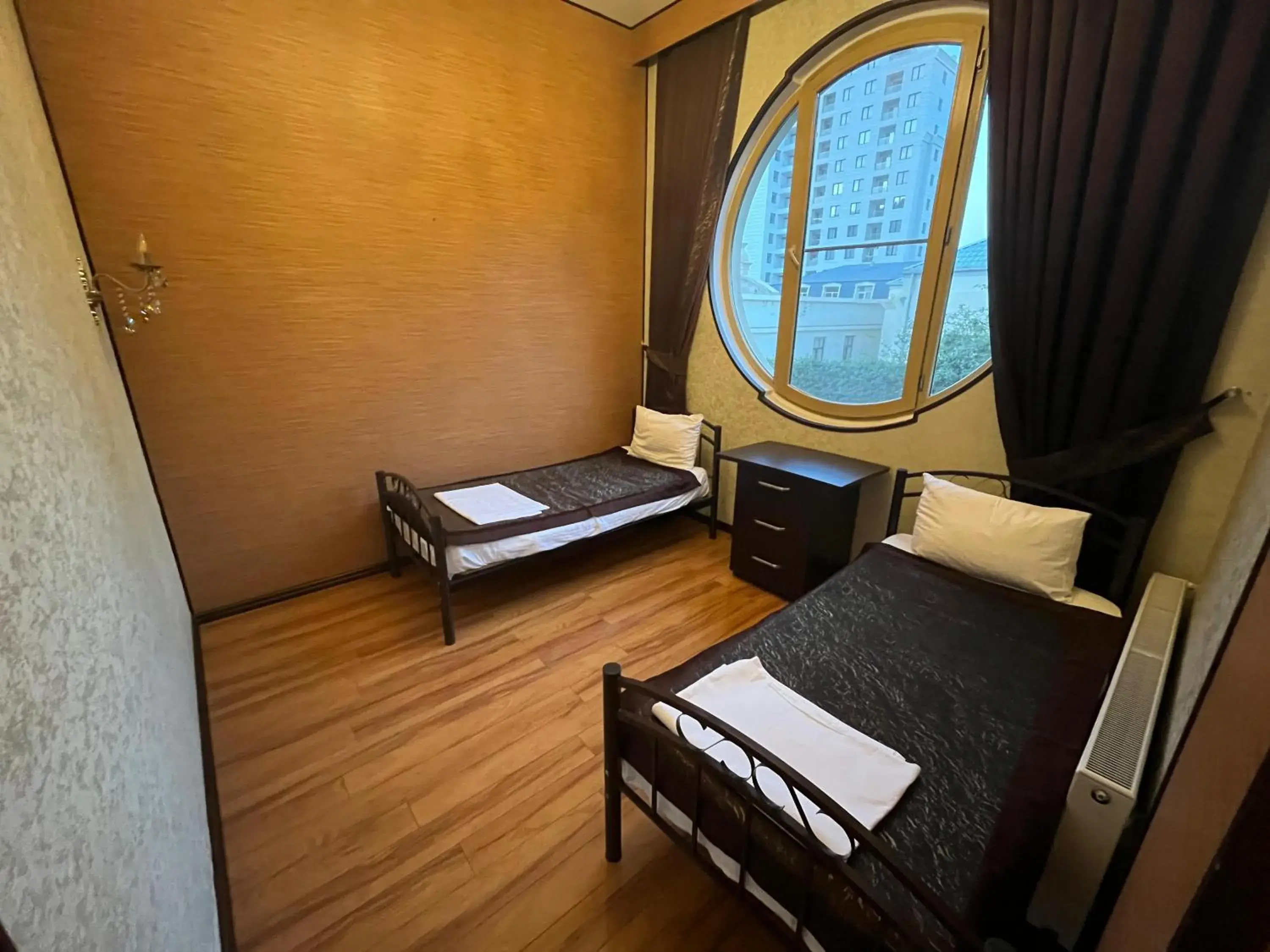 Large Twin Room in Bayil Breeze Hotel & Restaurant Large Twin Room in Bayil Breeze Hotel & Restaurant