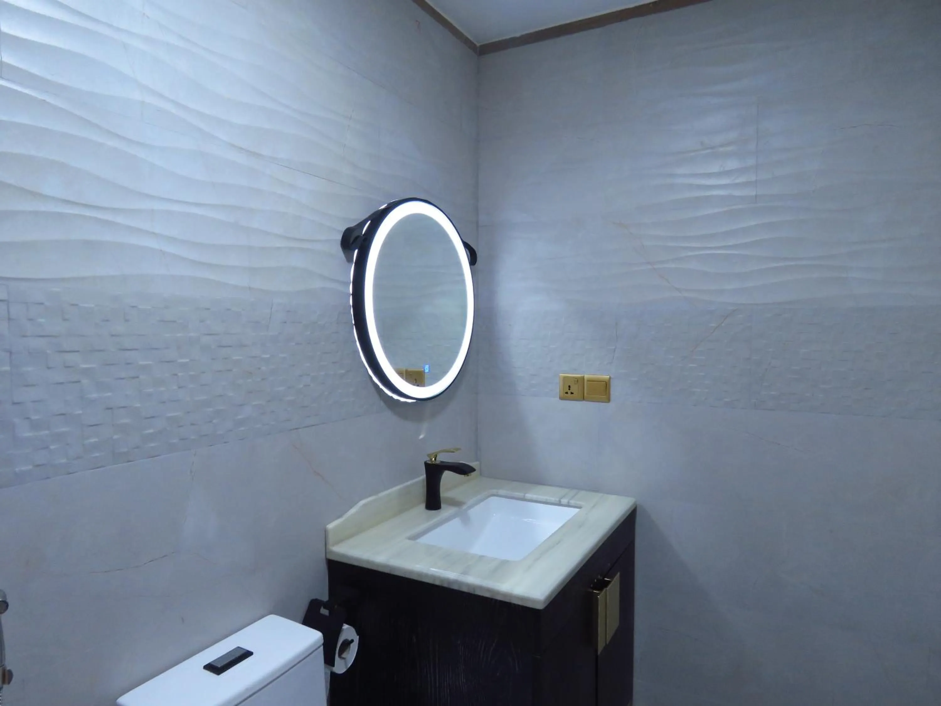 Bathroom in The Sunrise Huraa