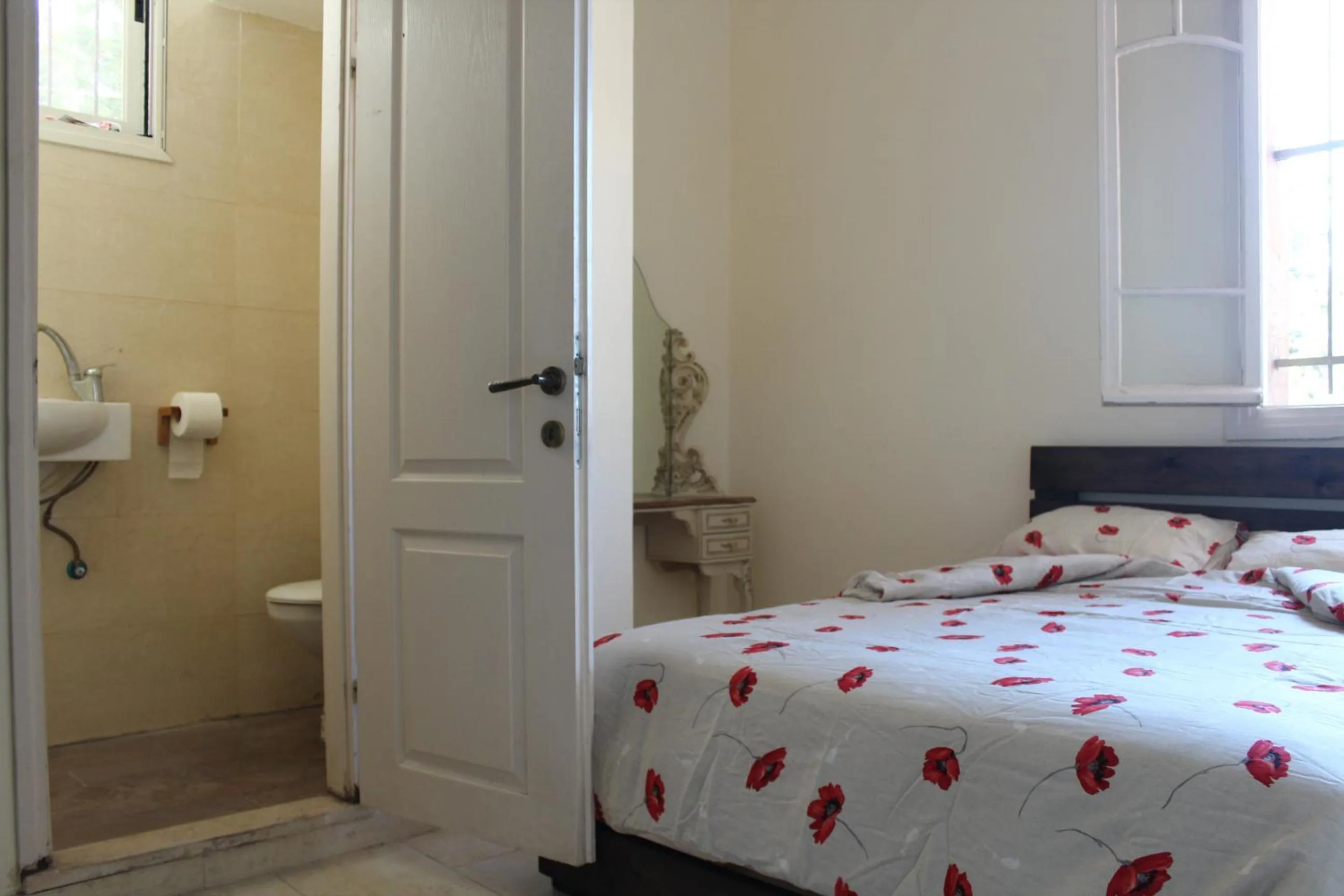 Bed in Tannous Aparthotel