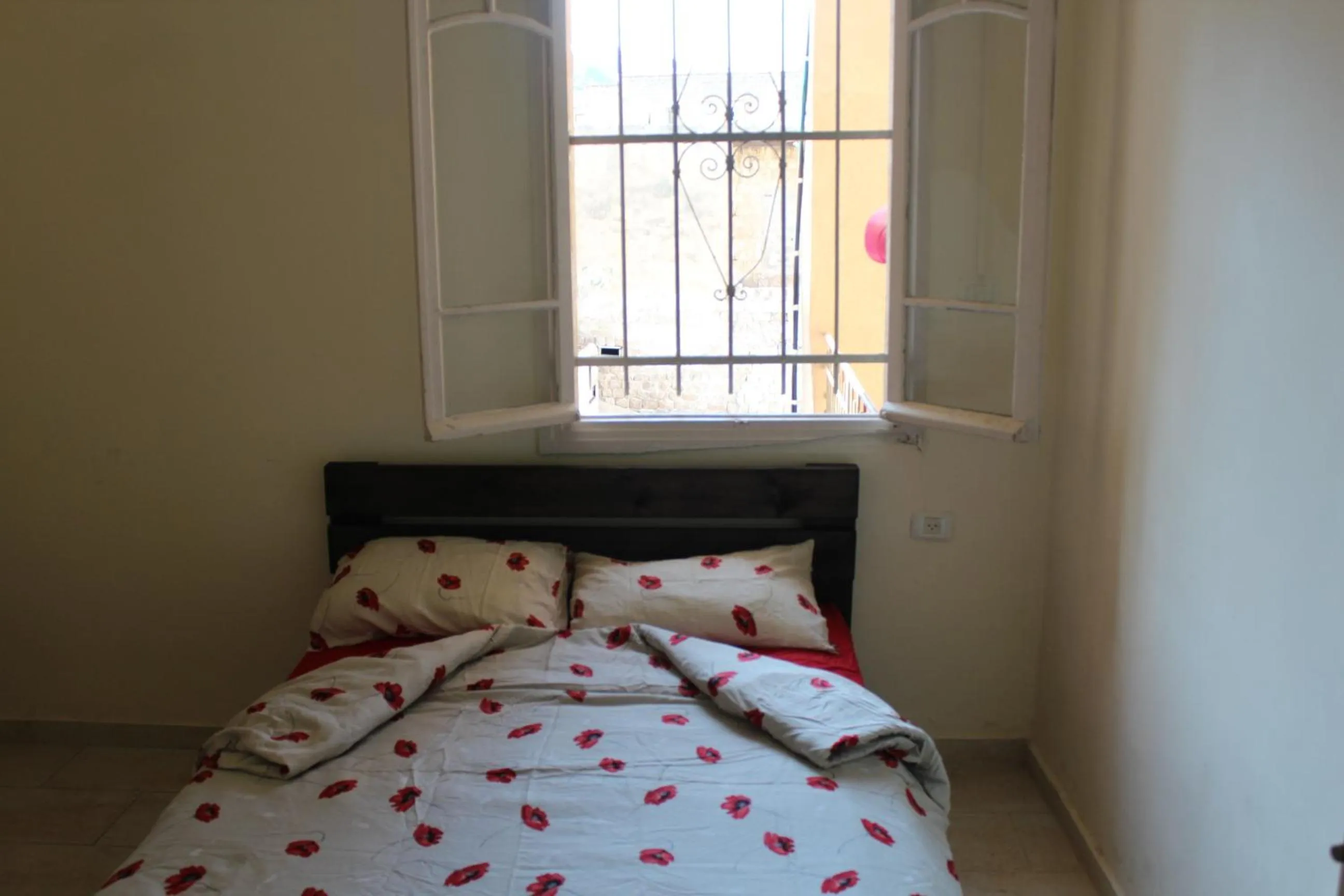 Bed in Tannous Aparthotel