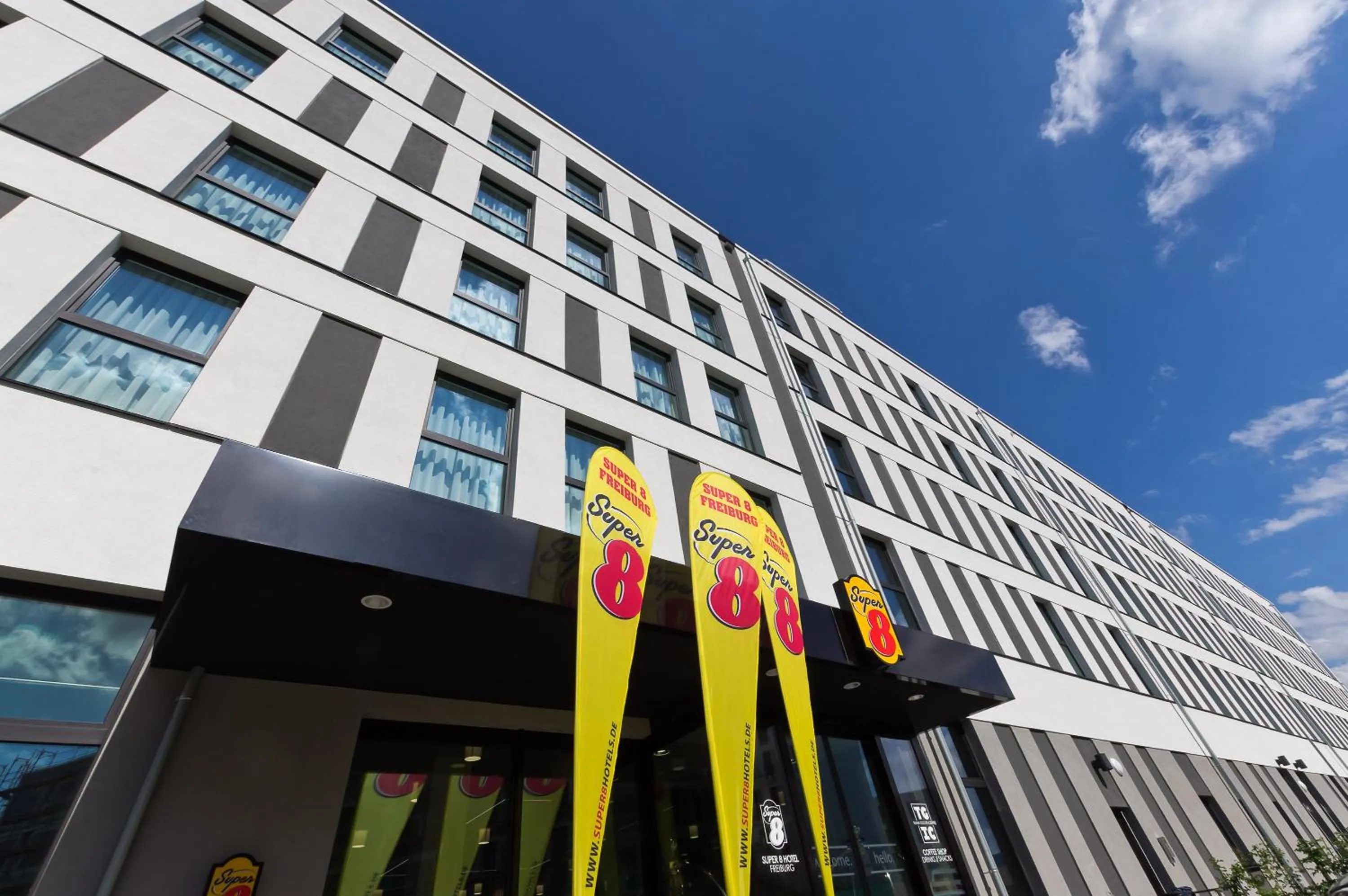 Facade/entrance in Super 8 Freiburg