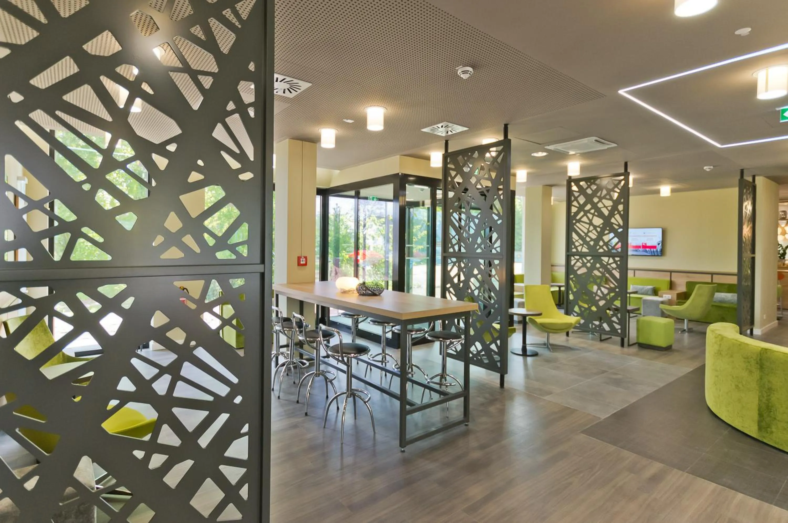 Lobby or reception in Super 8 Freiburg