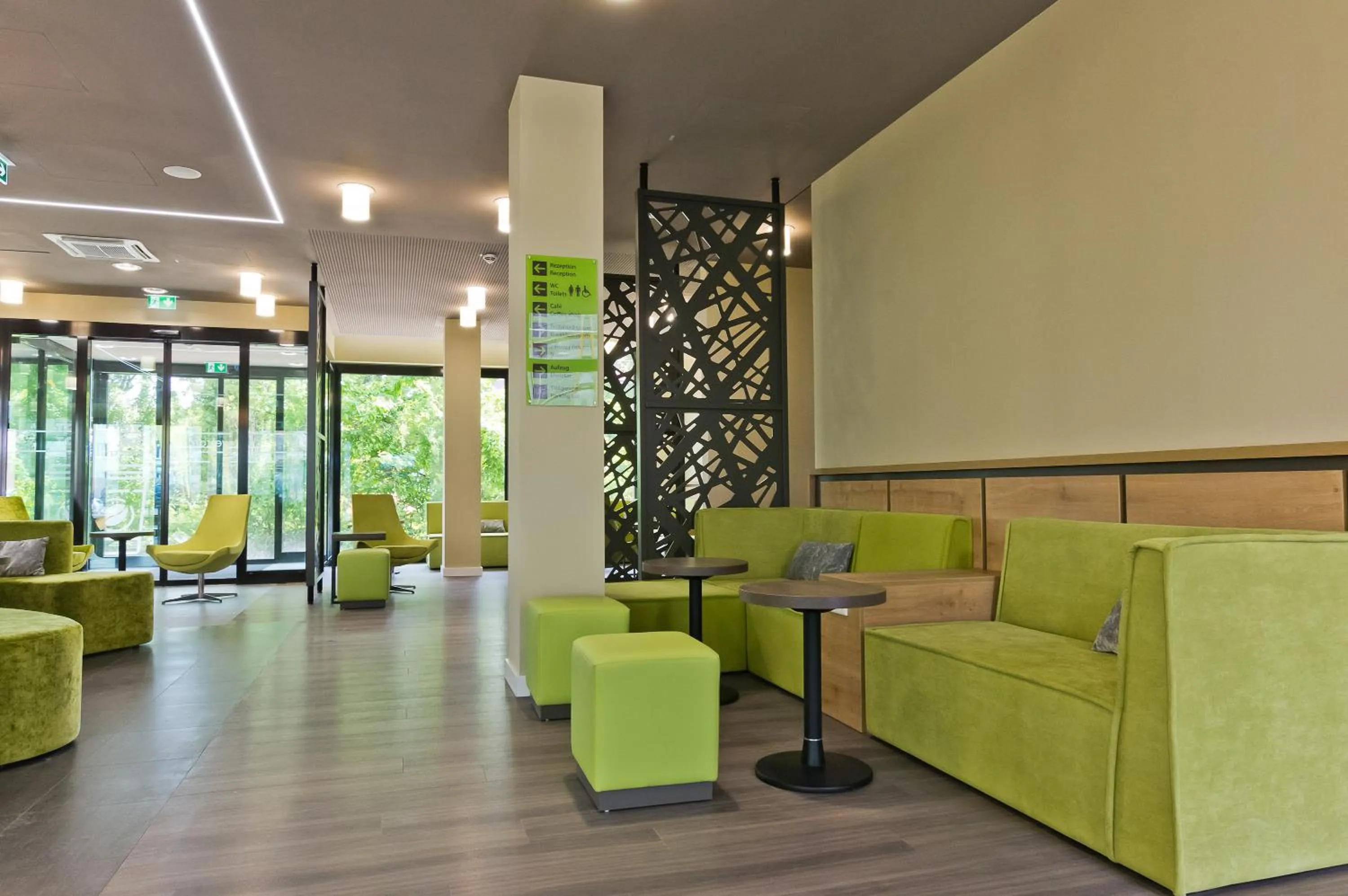 Lobby or reception in Super 8 Freiburg