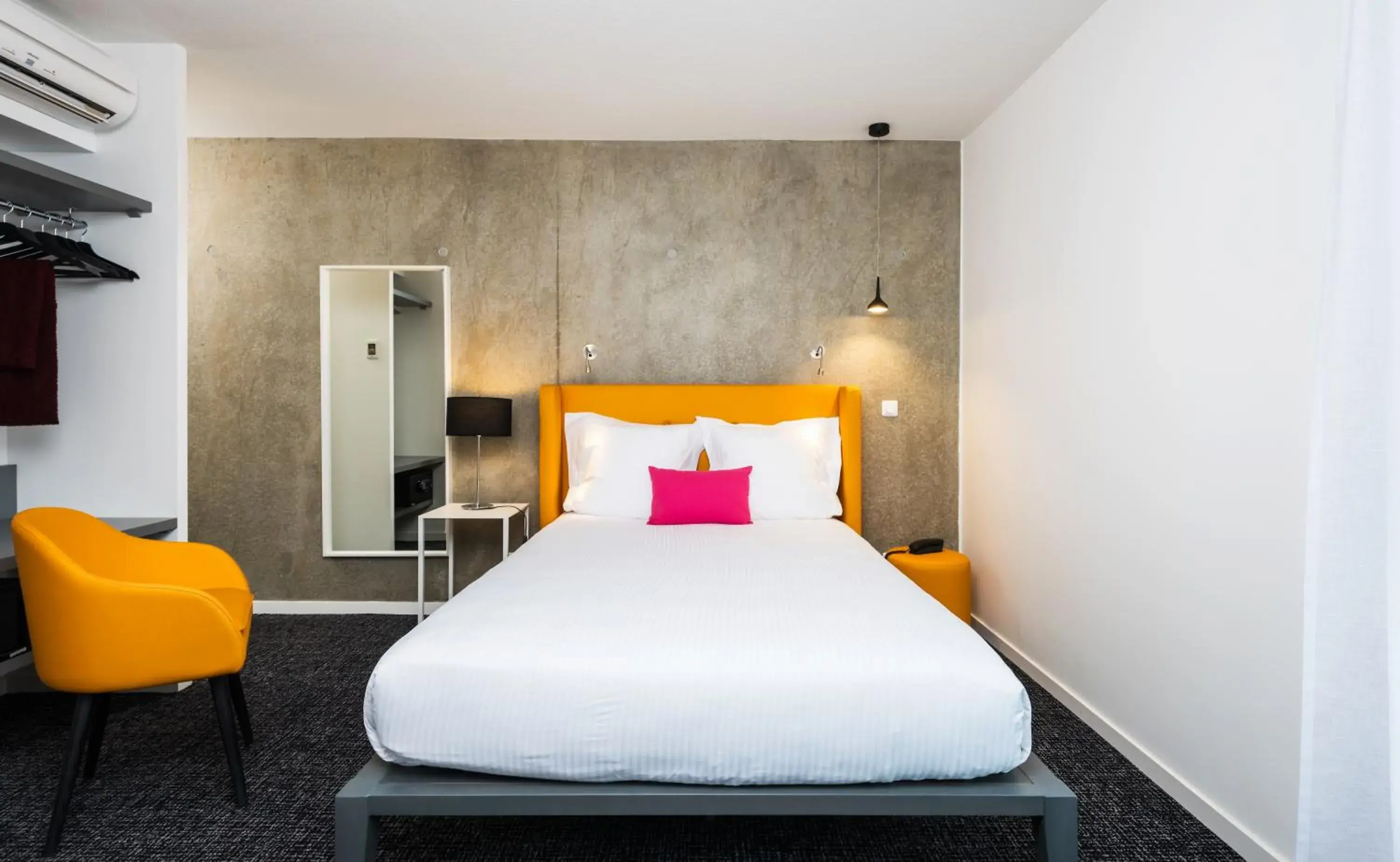 Photo of the whole room, Bed in Ténéo Apparthotel Talence Espeleta - Bordeaux Sud Photo of the whole room, Bed in Ténéo Apparthotel Talence Espeleta - Bordeaux Sud