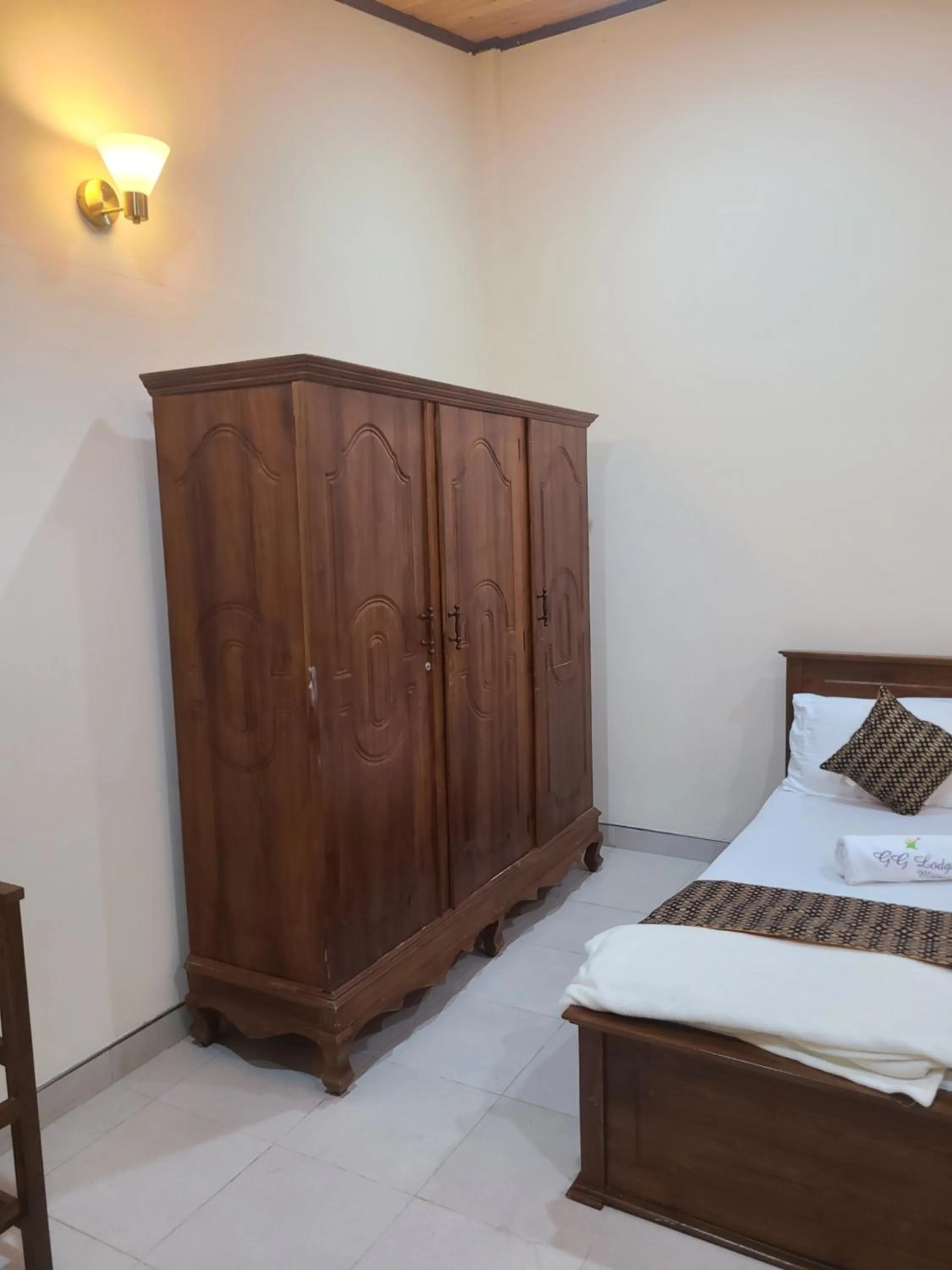 Bedroom, Bed in GG Lodge Mirissa