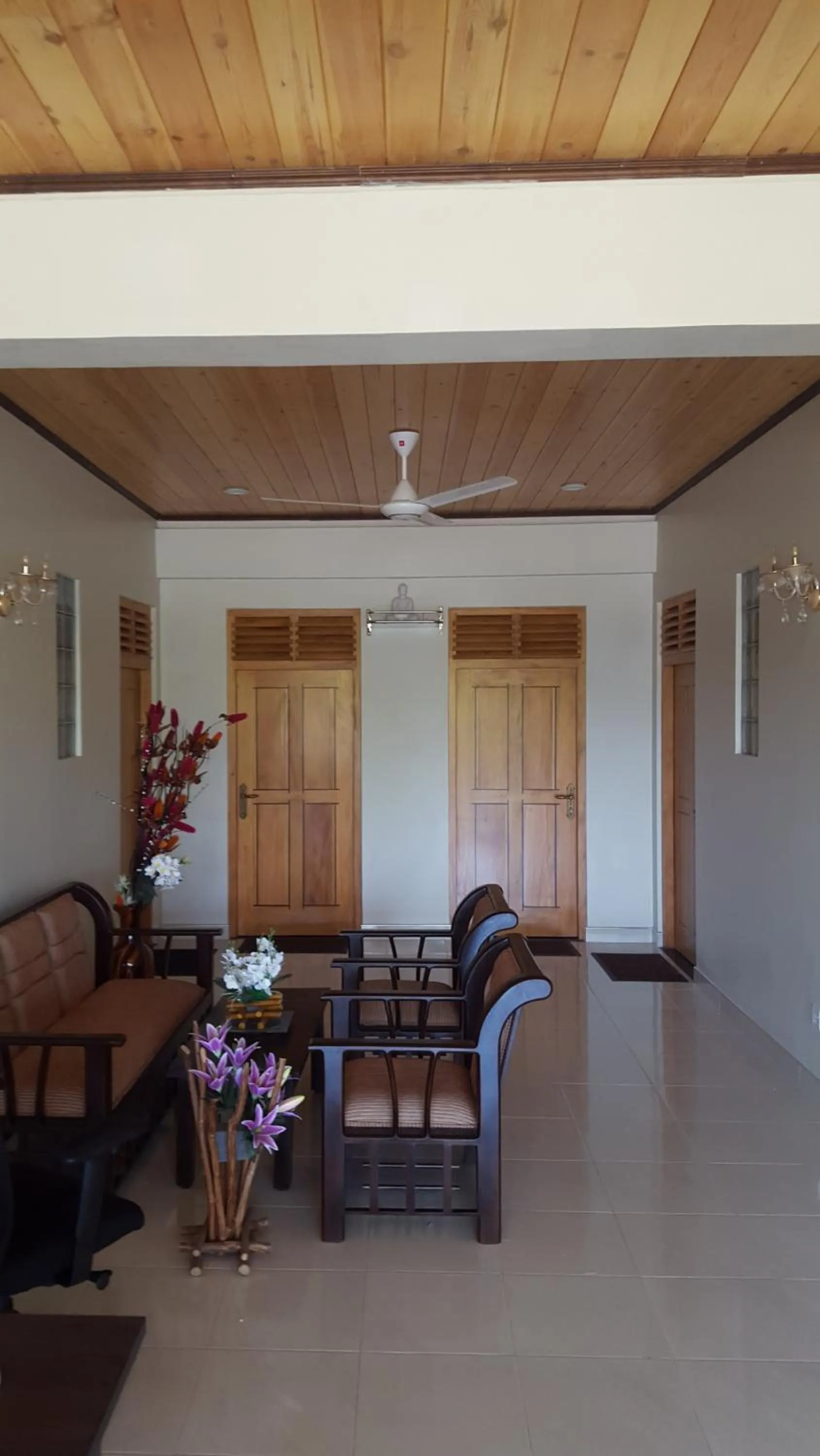 Seating area in GG Lodge Mirissa