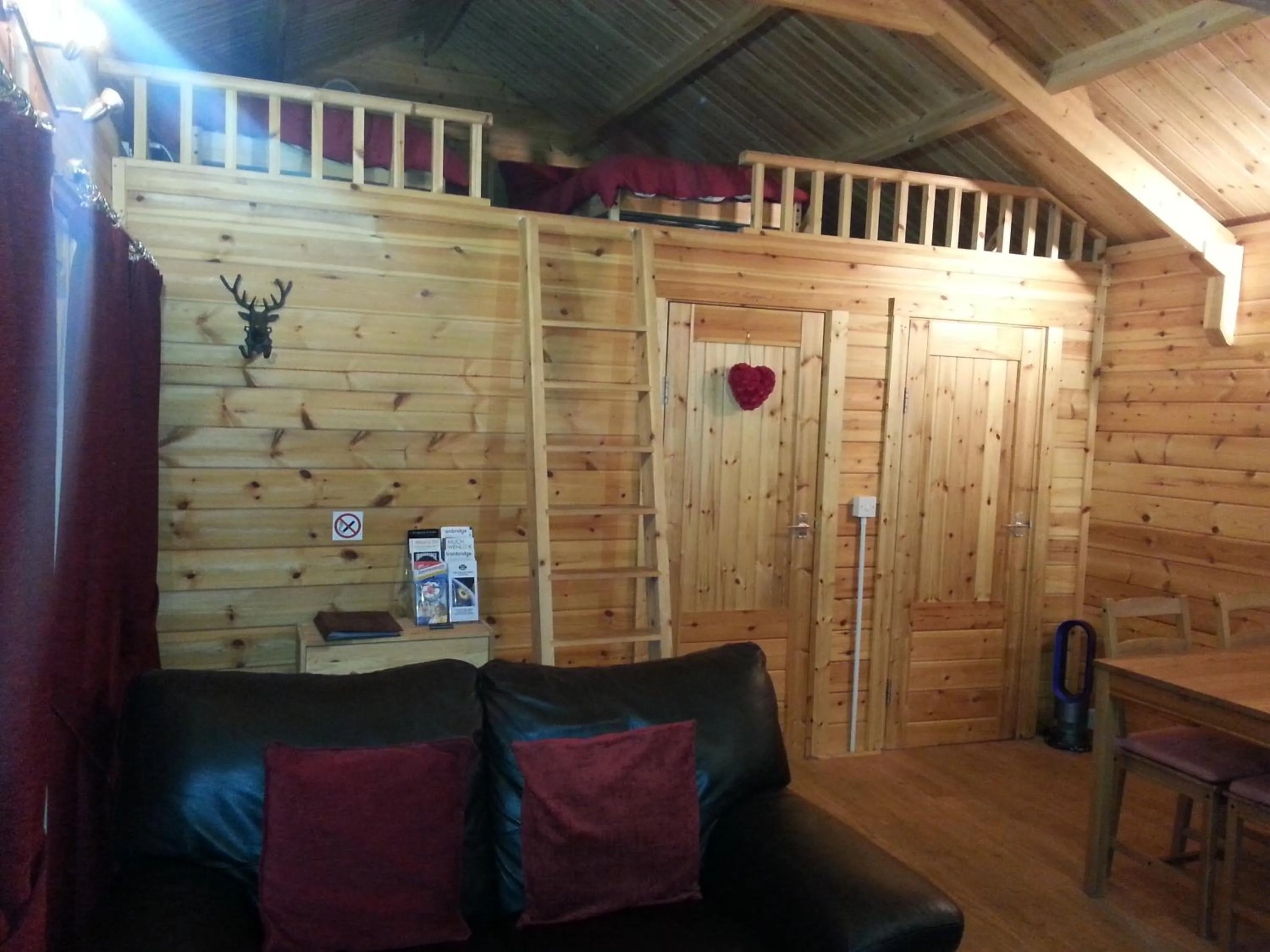 Living room in Ironbridge Lodge