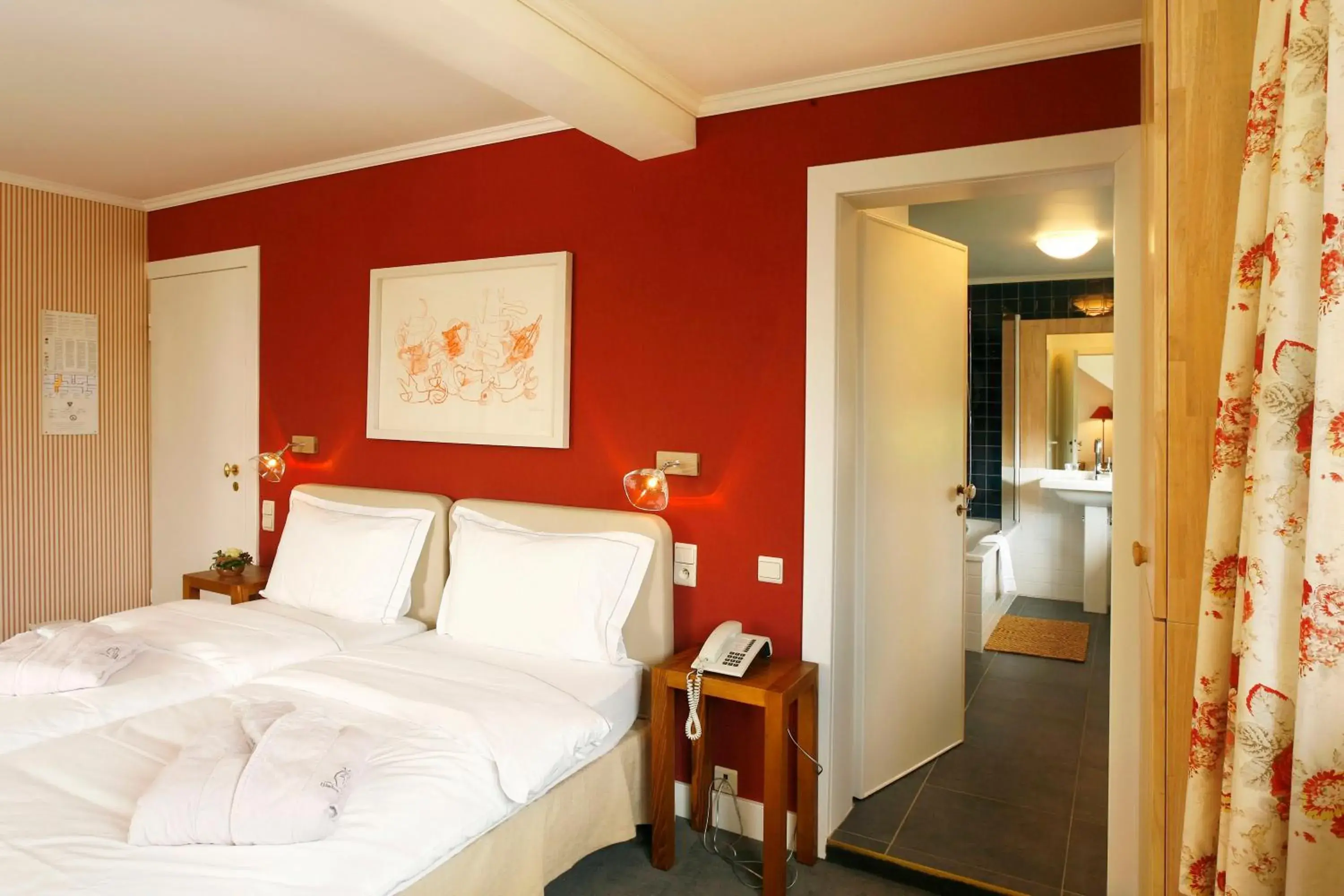 Double or Twin Room with Private Bathroom in Hotel des Bains & Wellness Double or Twin Room with Private Bathroom in Hotel des Bains & Wellness