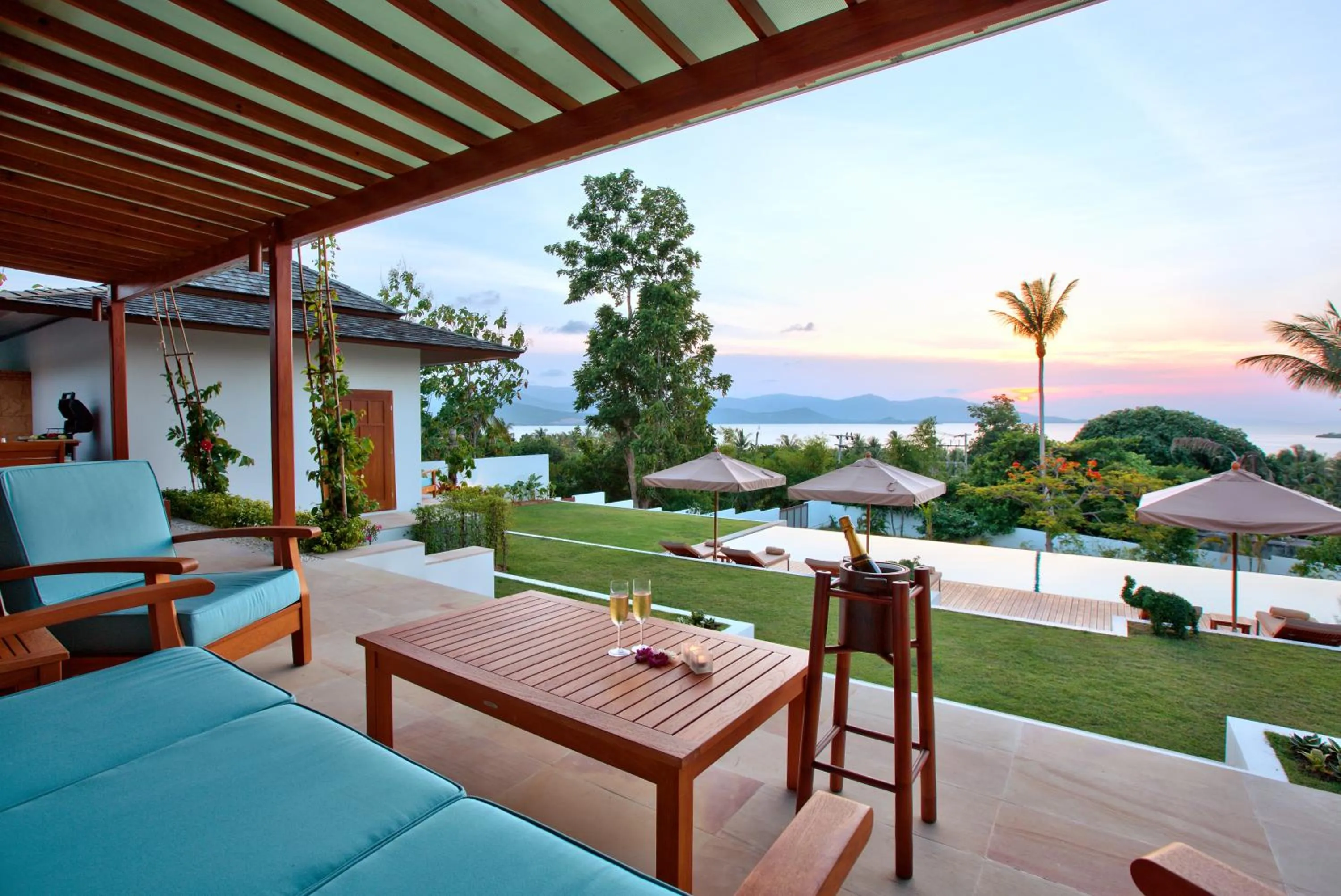 Sea view in Baan Apsara - Stunning Sea View 3 Bed Pool Villa