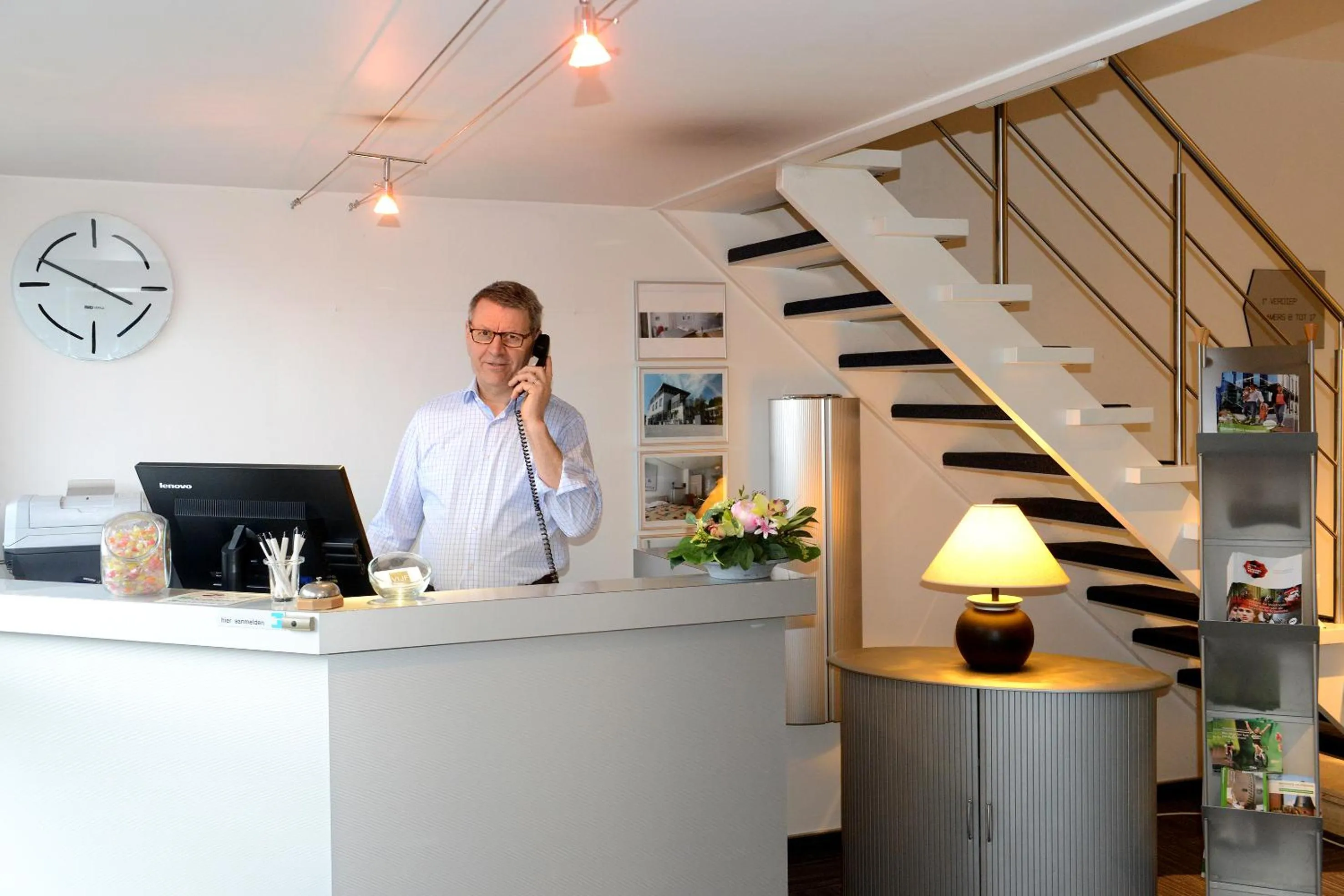 Lobby or reception in Hotel Vijfwegen