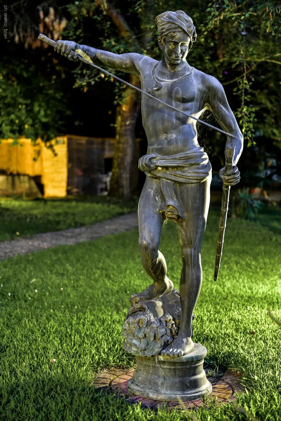 Garden in Villa Isidoro ampio parco ,piscina privata, arte e giochi , fitness