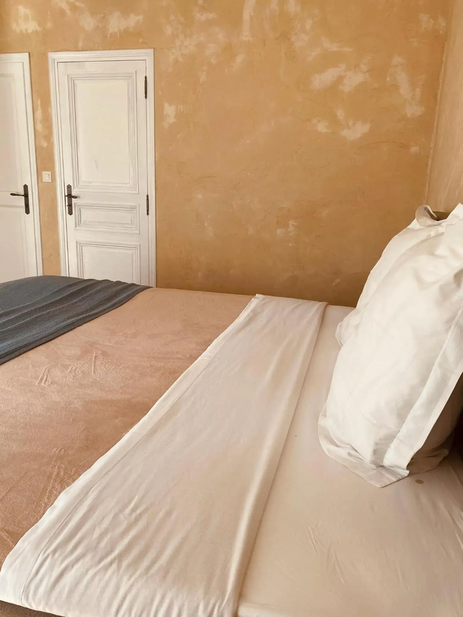 King Room in Le Moulin de Montségur King Room in Le Moulin de Montségur