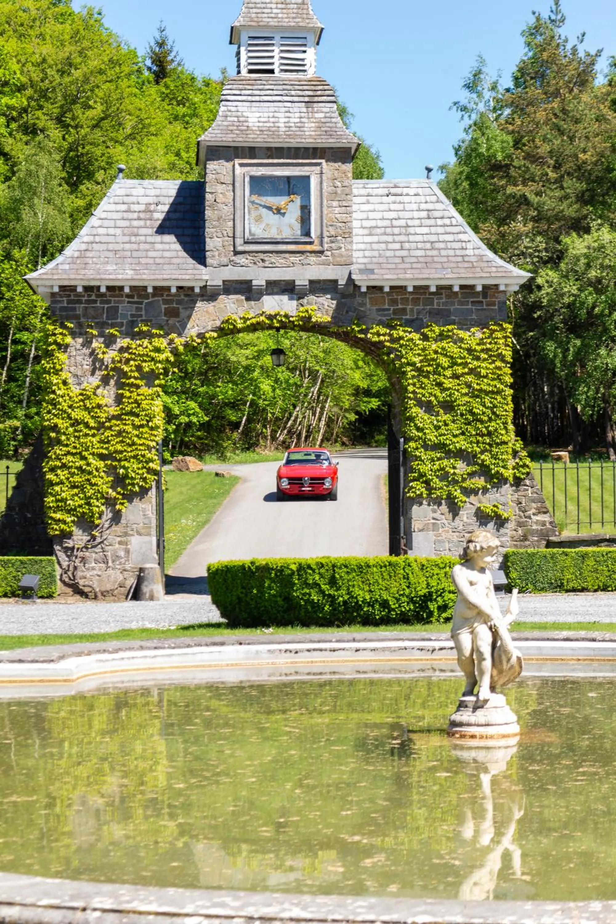 Property building in Manoir de Lébioles