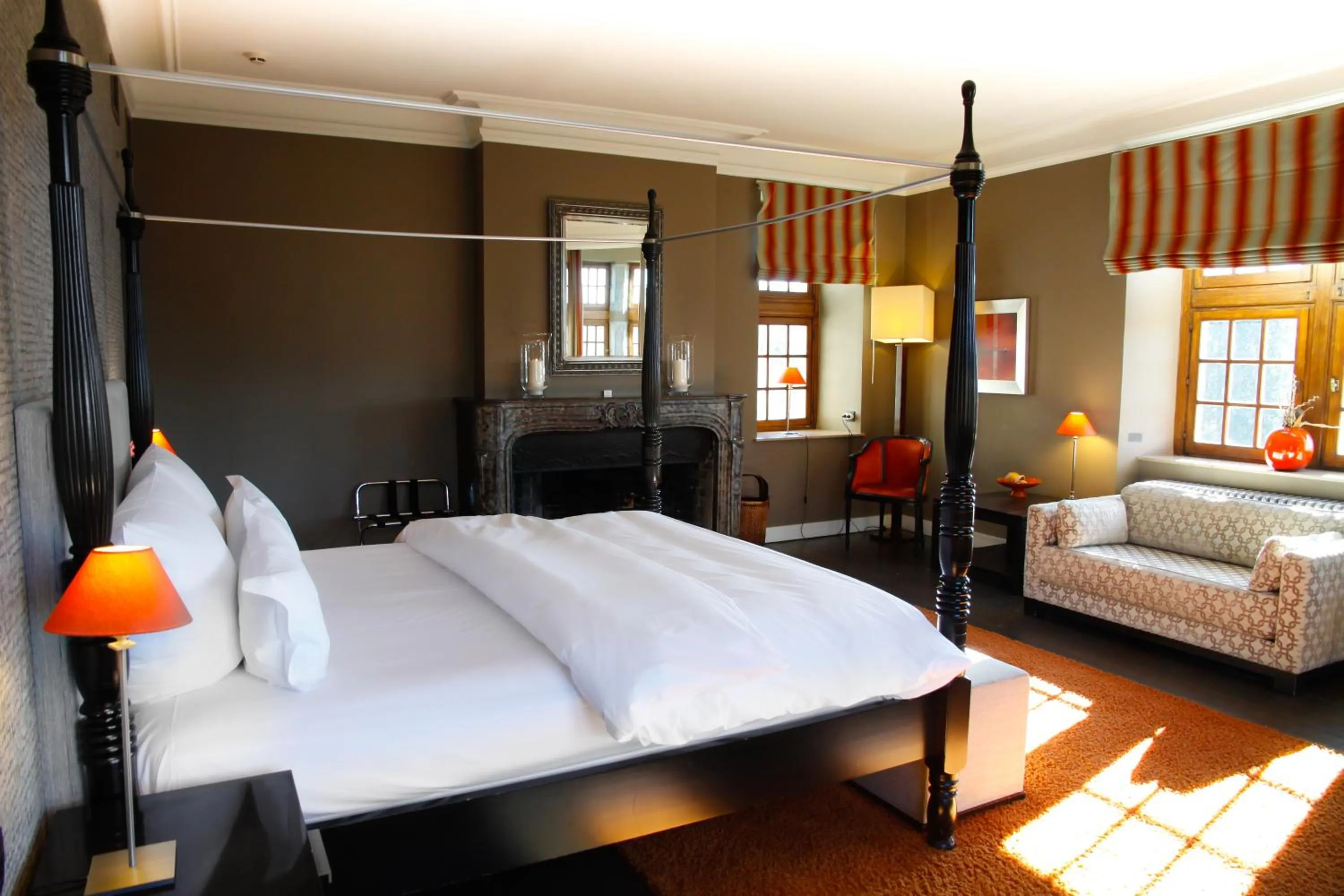 Bed in Manoir de Lébioles