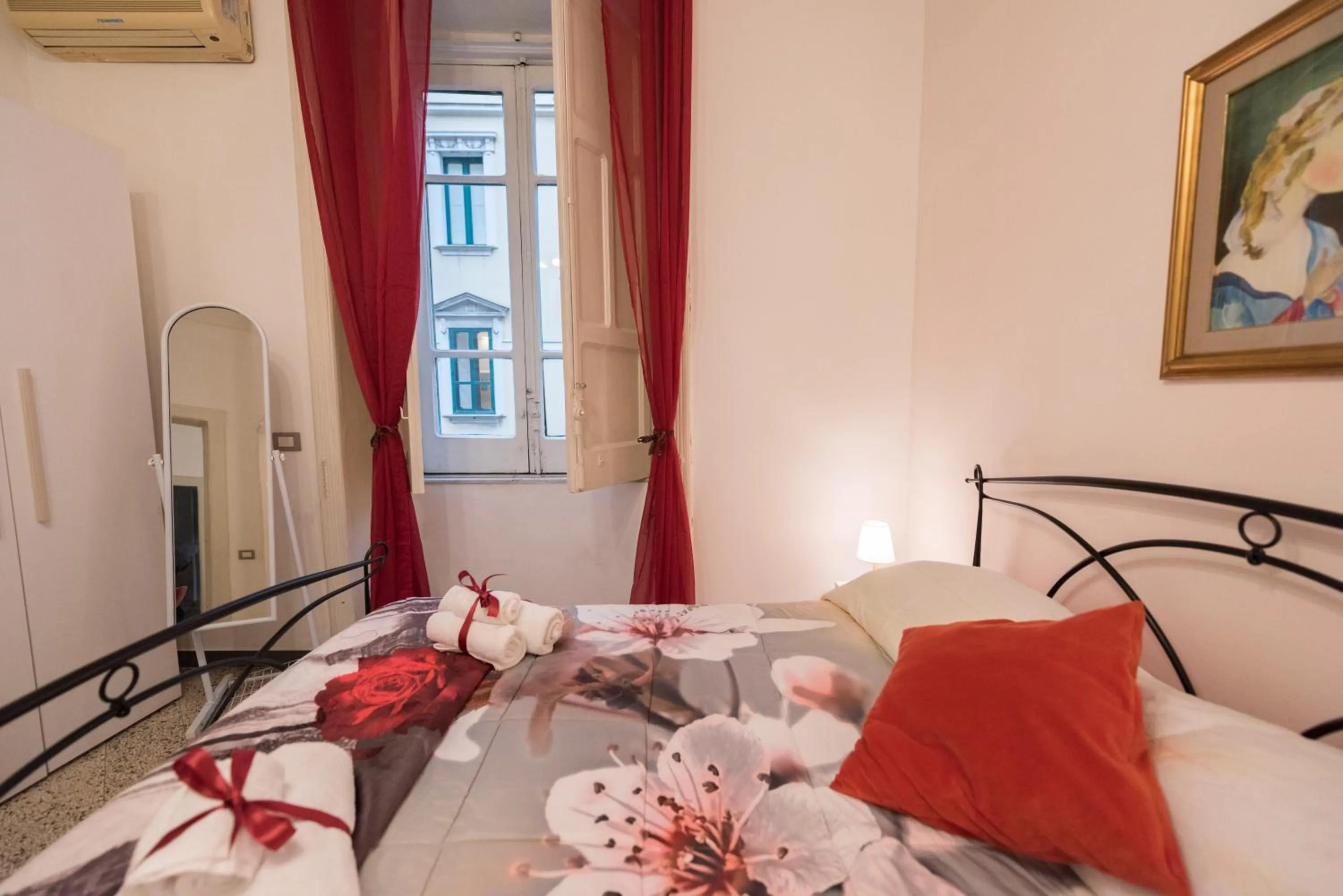 Bedroom in Tyrrenium Salerno