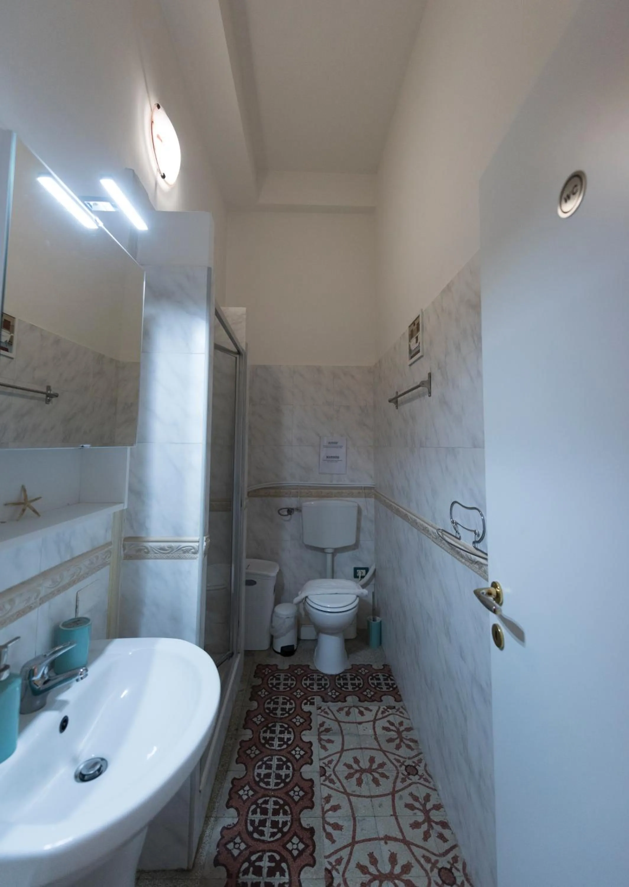 Shower in Tyrrenium Salerno