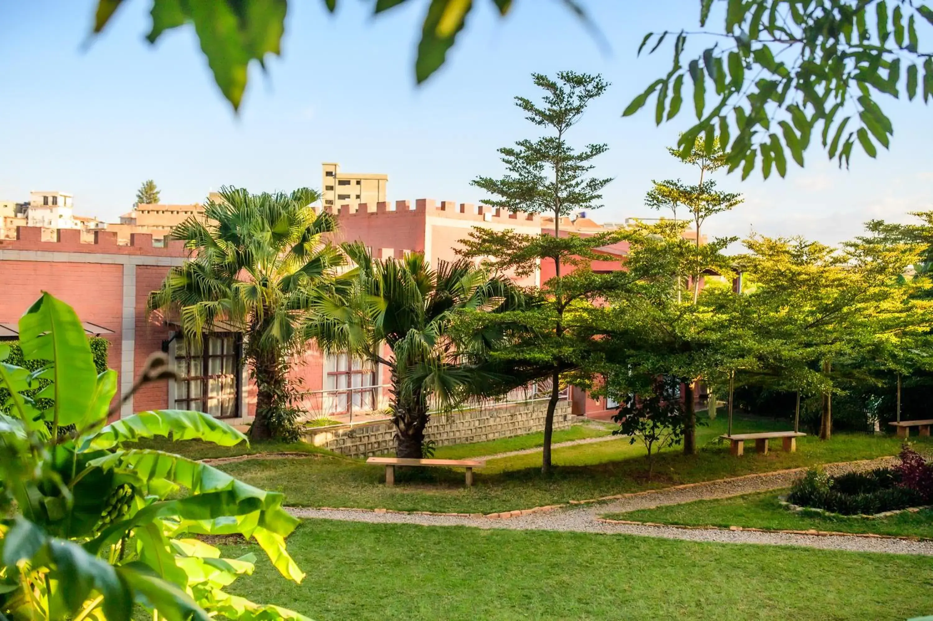 Le Chat'o Park Hotel Ivato Airport NAVETTE GRATUITE H24 Le Chat'o Park Hotel Ivato Airport NAVETTE GRATUITE H24