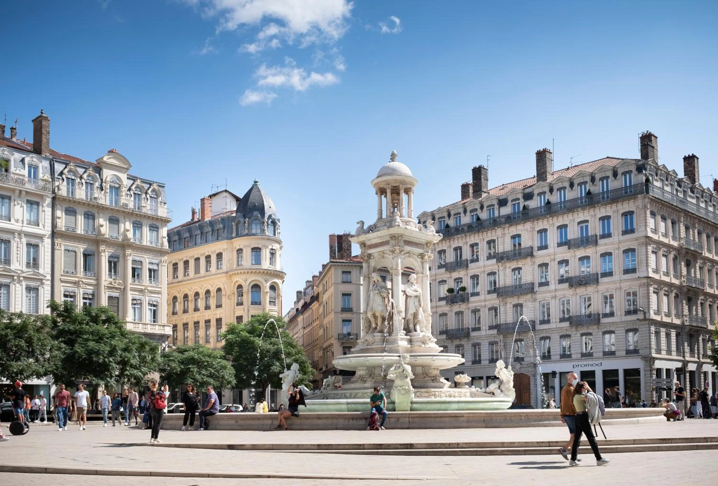 Nearby landmark in CityKamp Lyon