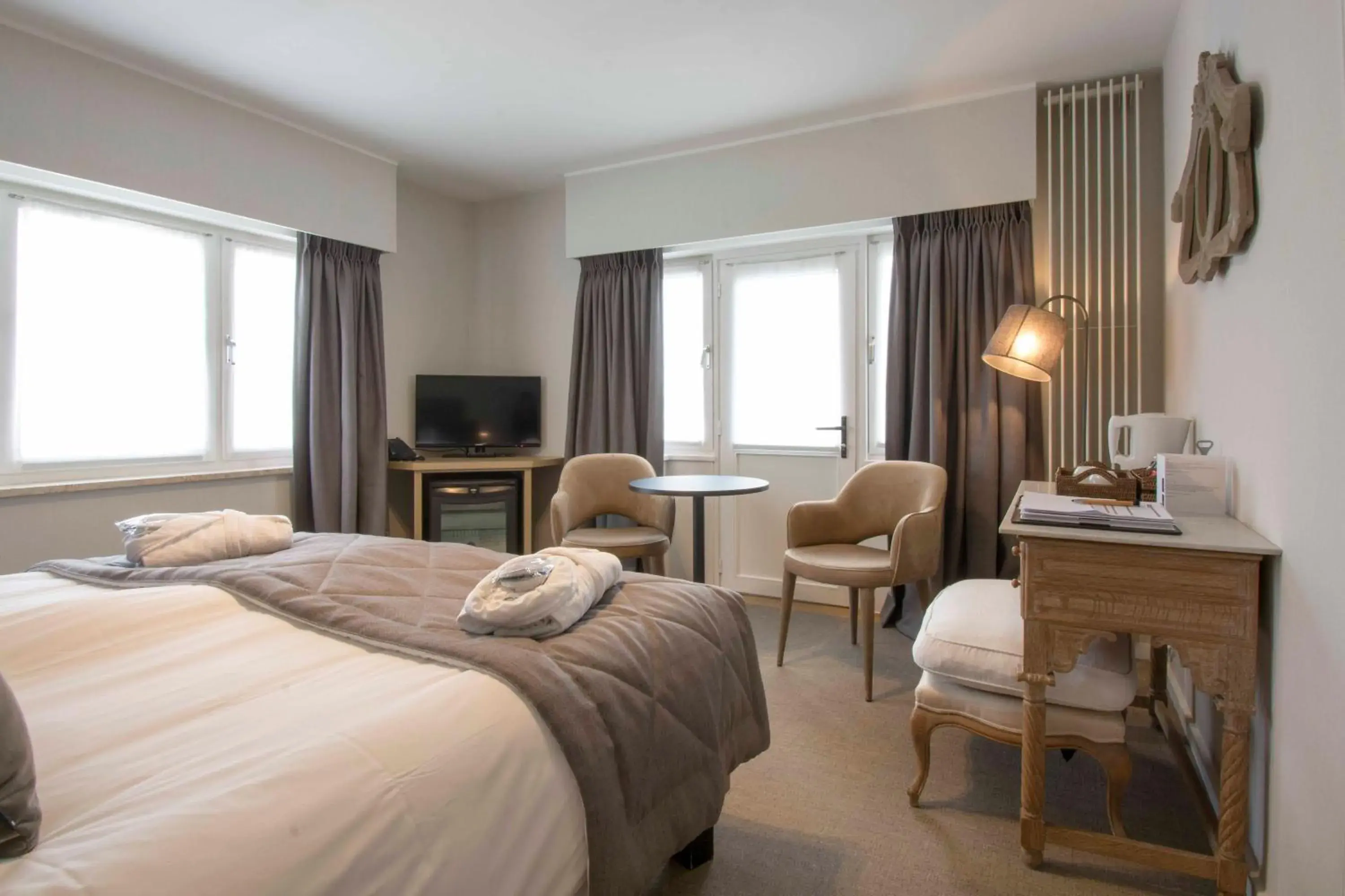 Superior Room with Balcony in Hotel Lugano Superior Room with Balcony in Hotel Lugano