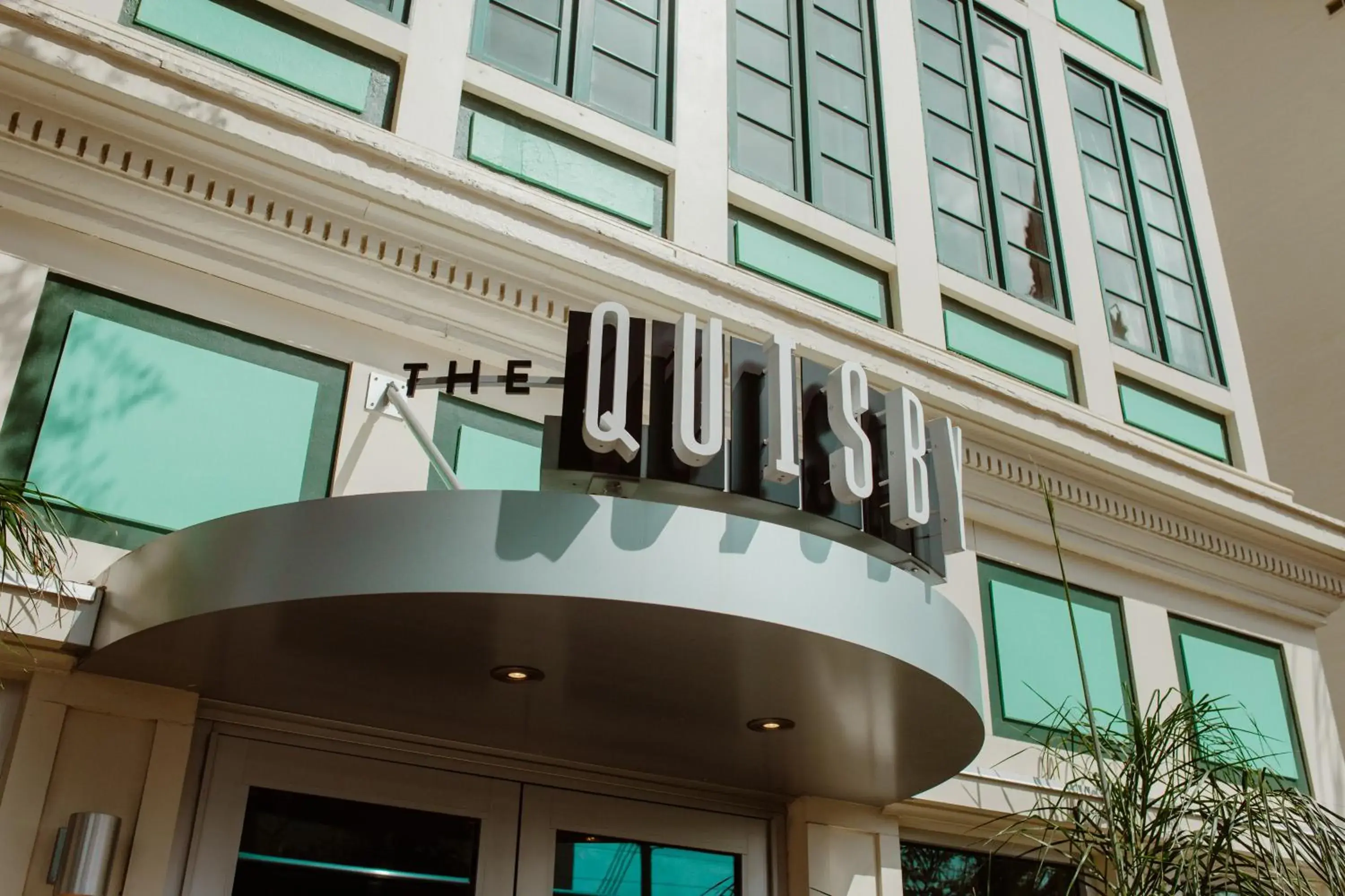 Facade/entrance in The Quisby Facade/entrance in The Quisby