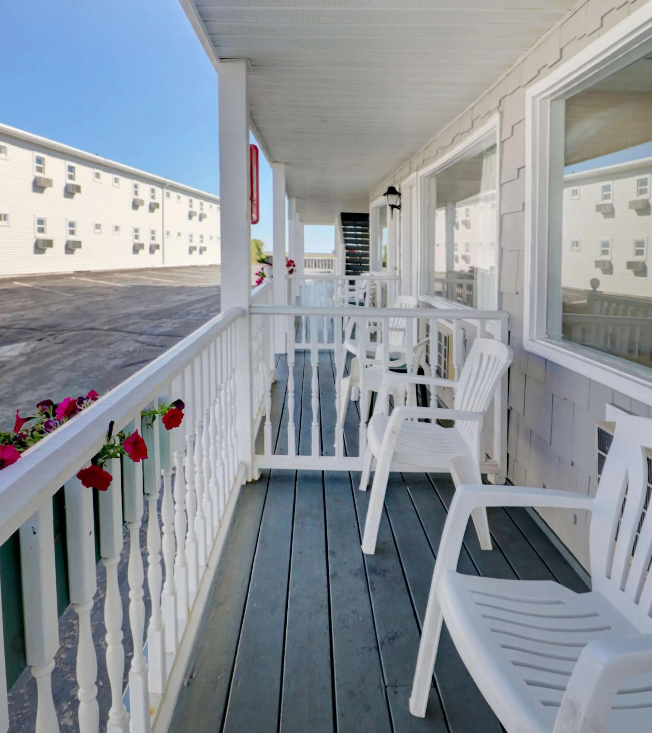 Sea View Inn