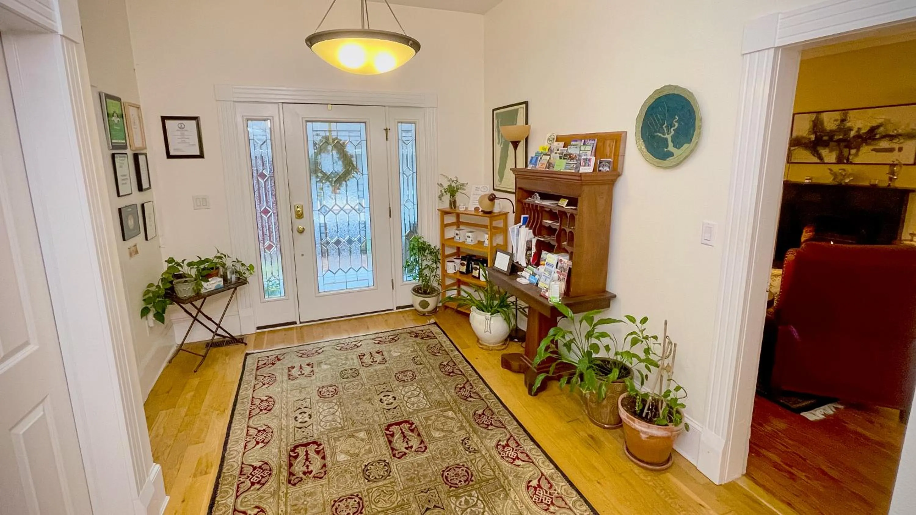 Facade/entrance in The Inn at Onancock