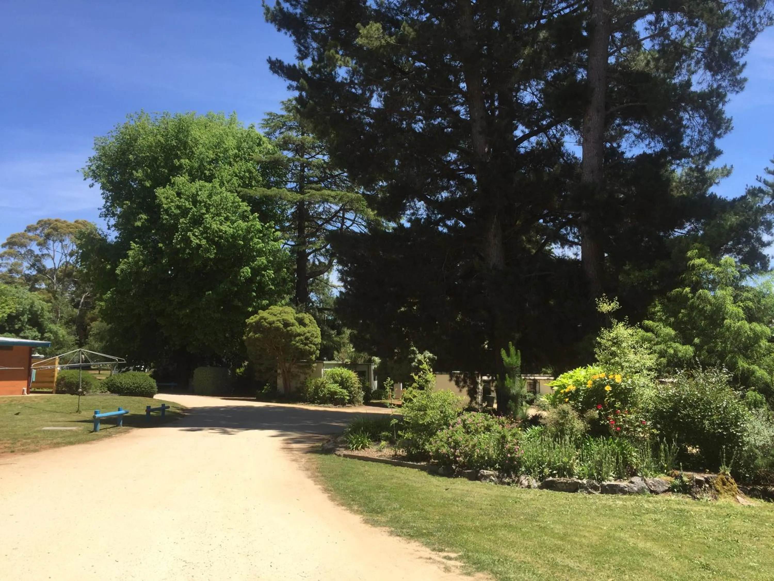 Property building in Daylesford Holiday Park