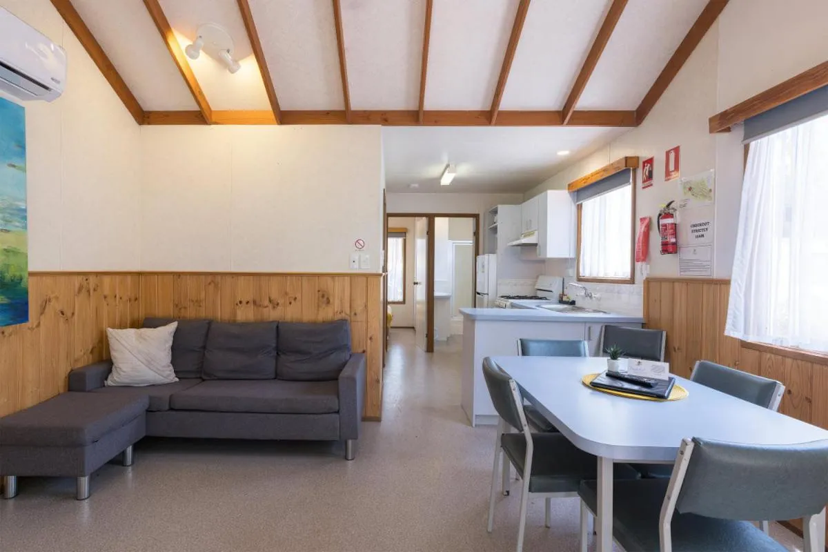 Kitchen or kitchenette in Daylesford Holiday Park