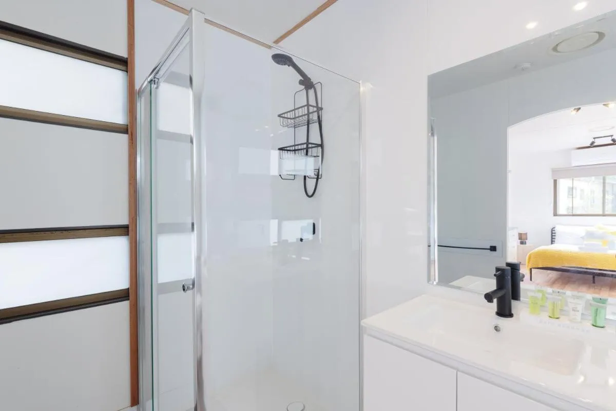 Bathroom in Daylesford Holiday Park