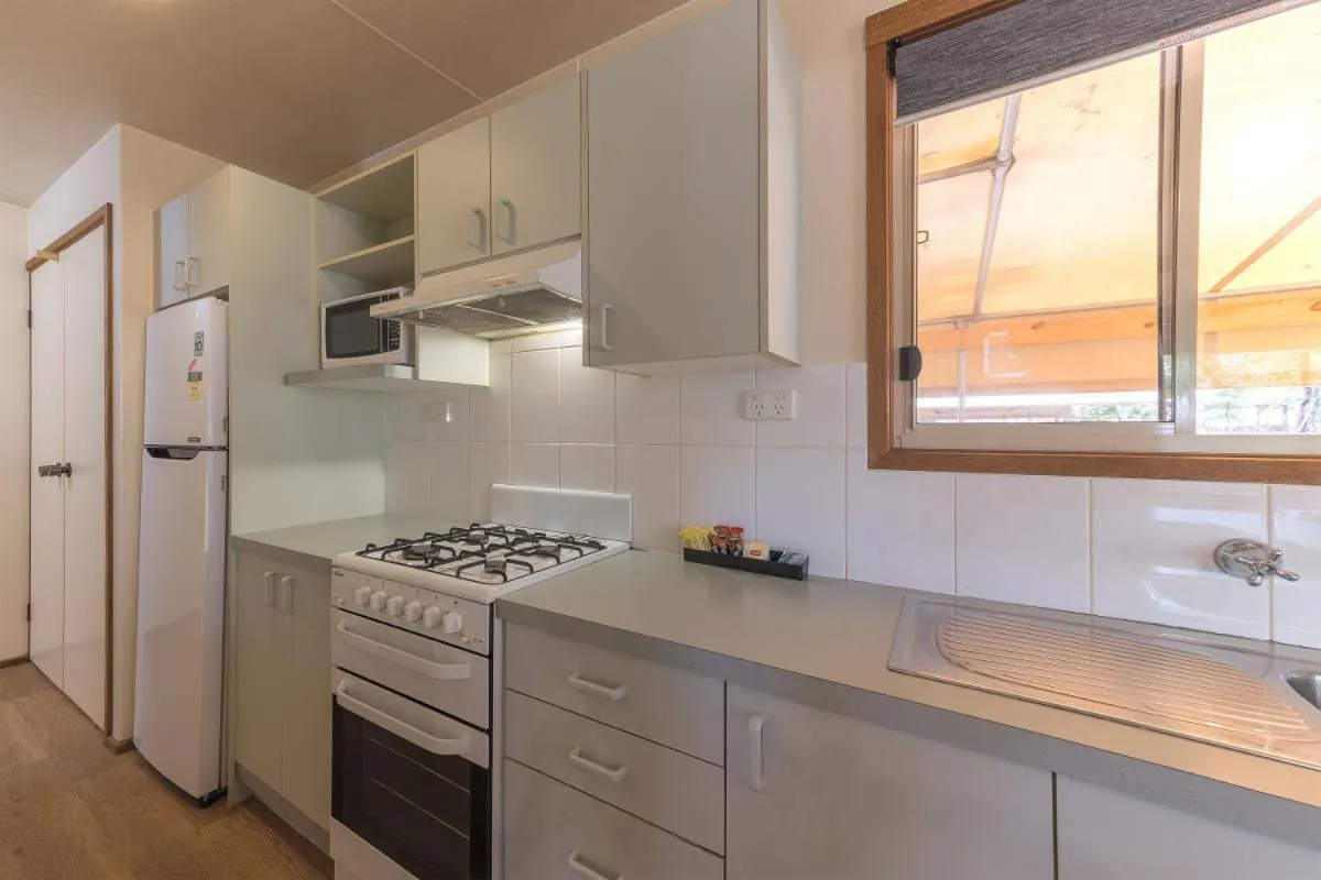 Kitchen or kitchenette in Daylesford Holiday Park